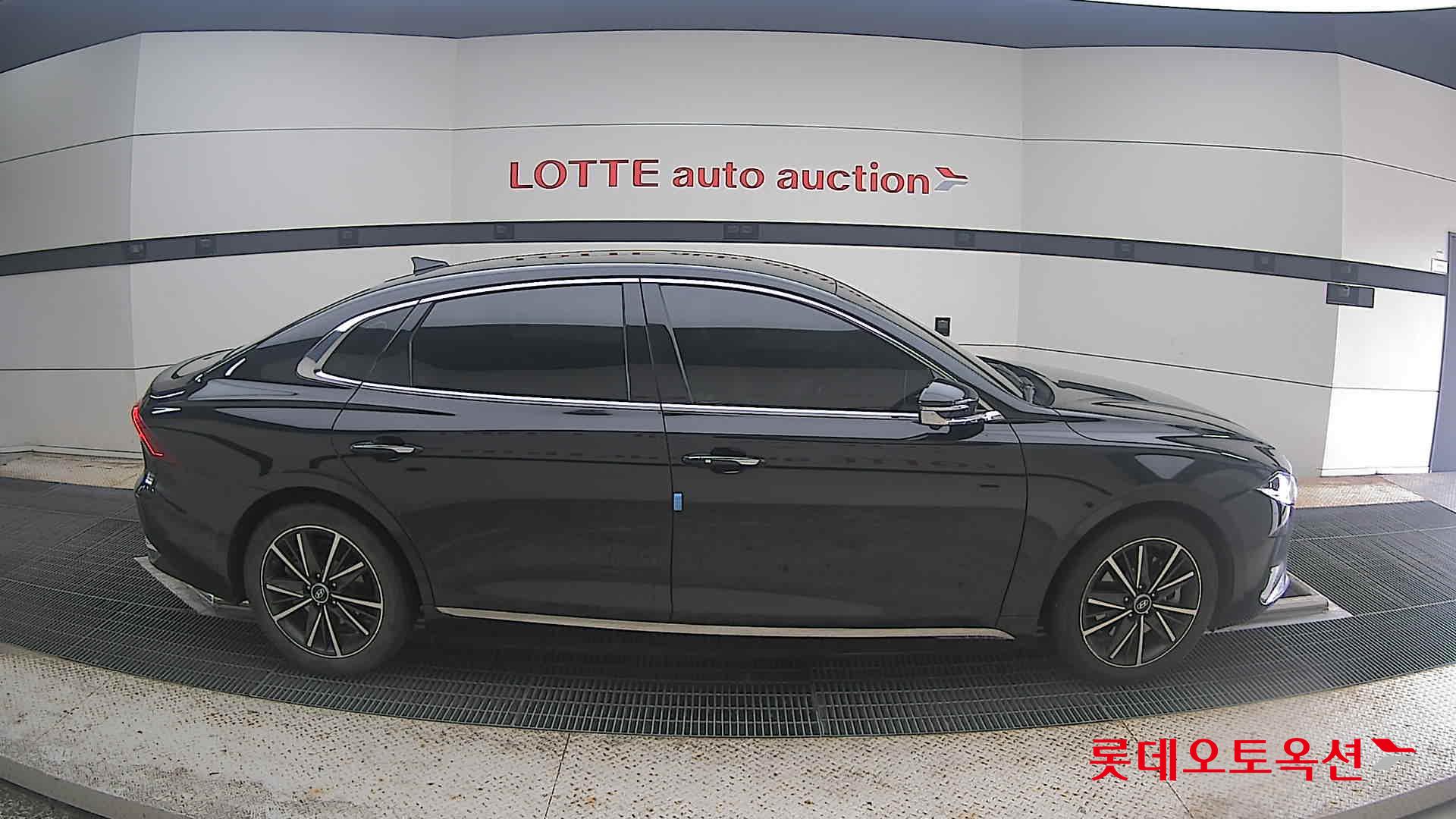 2022 - hyundai grandeur