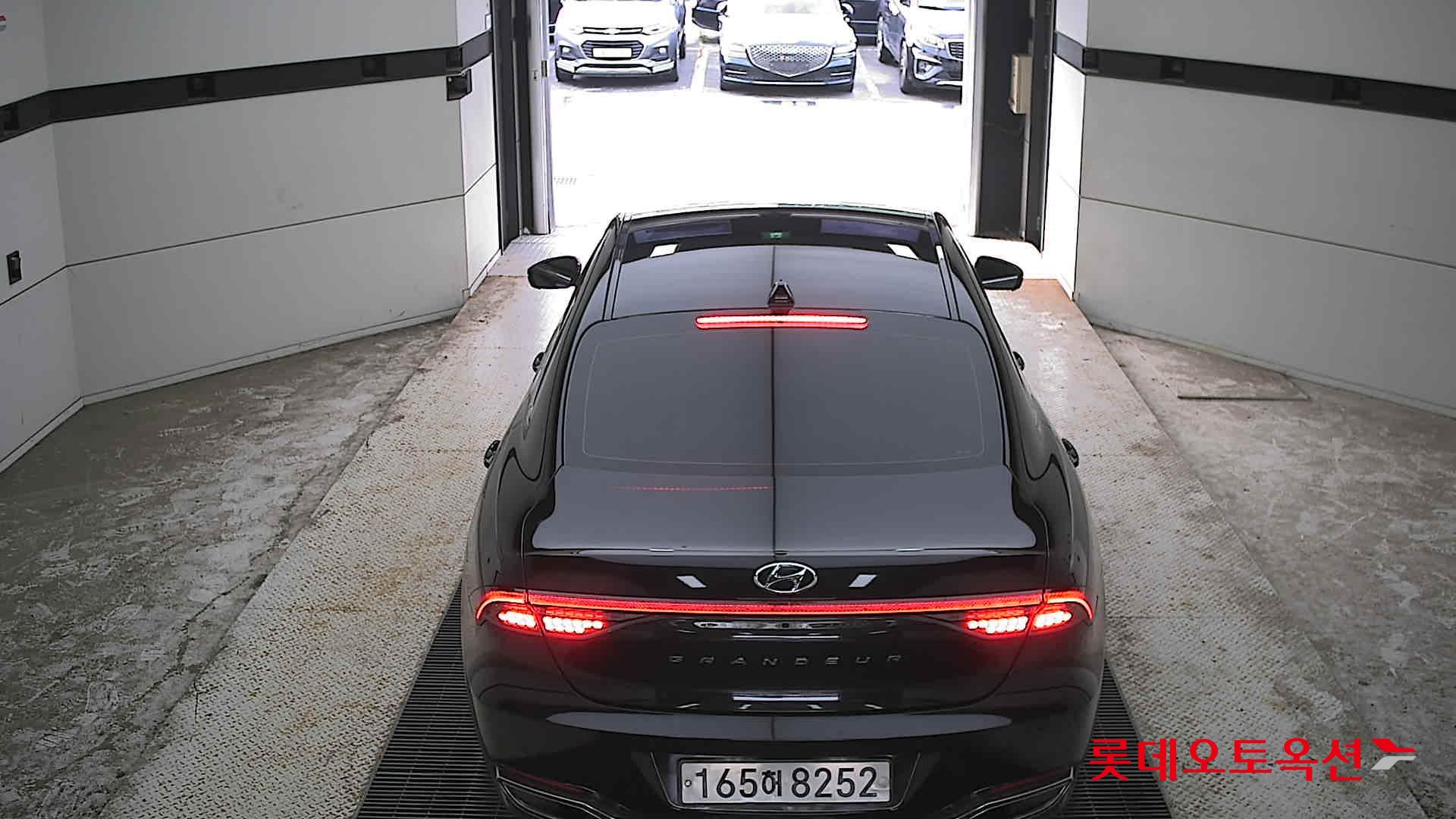 2022 - hyundai grandeur
