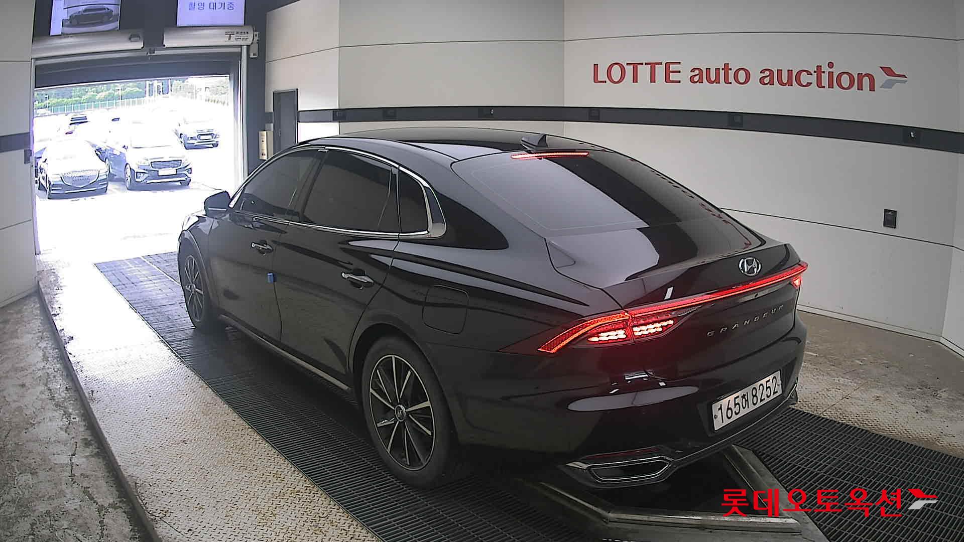 2022 - hyundai grandeur