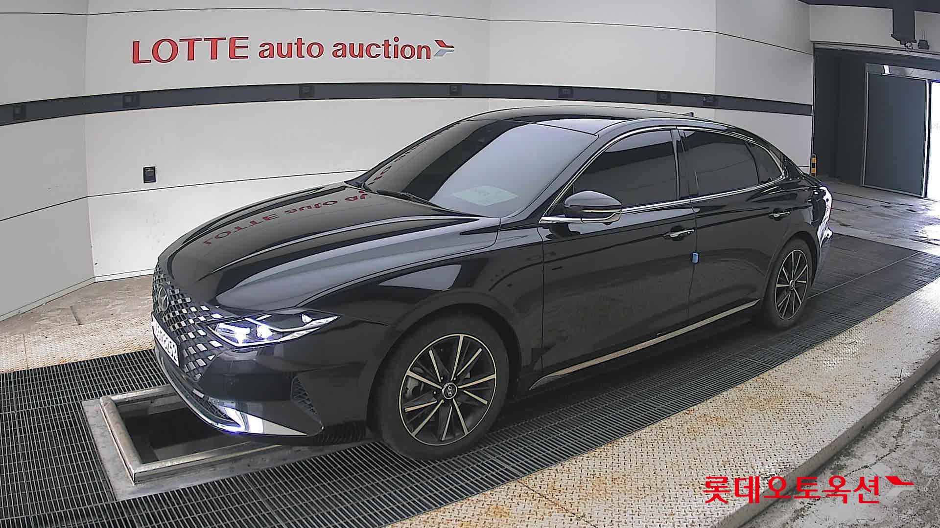 2022 - hyundai grandeur