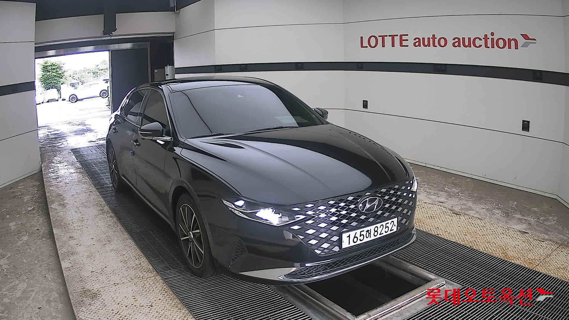 2022 - hyundai grandeur