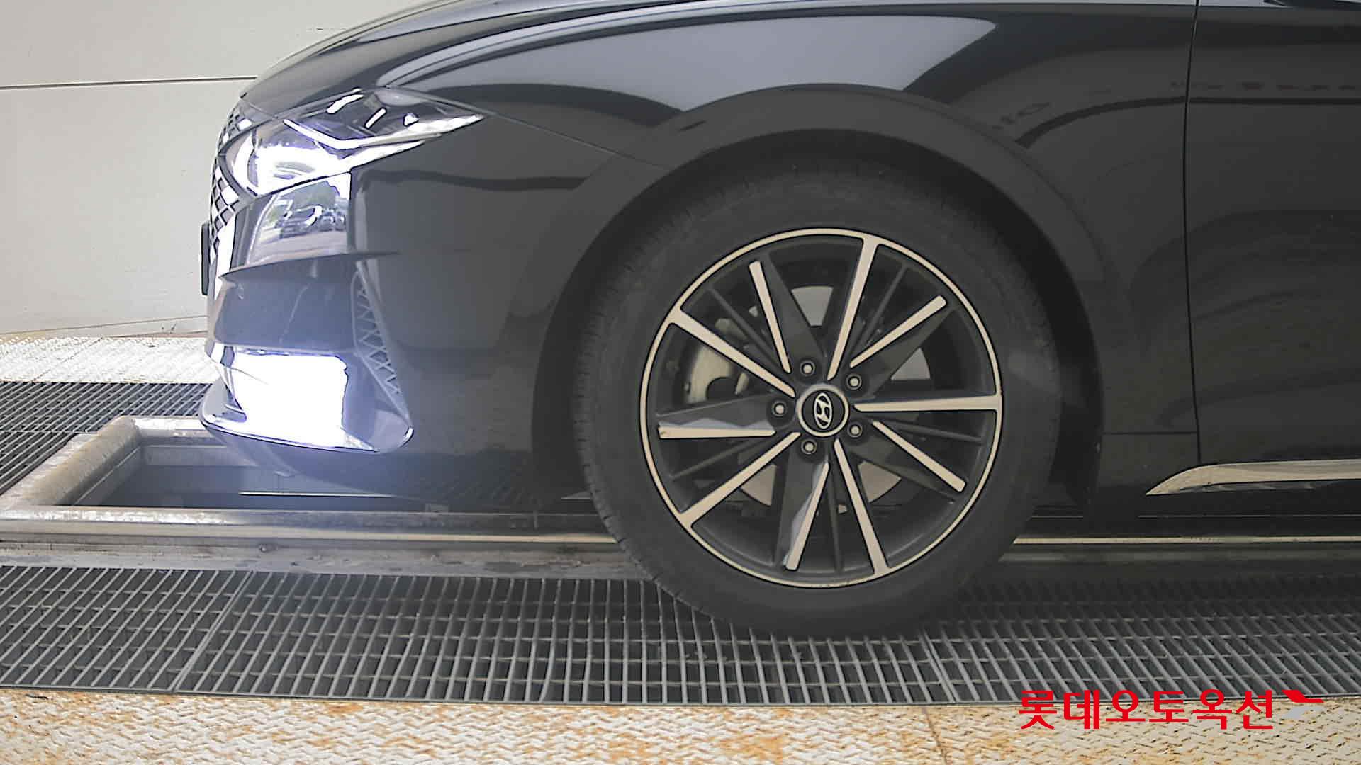 2022 - hyundai grandeur
