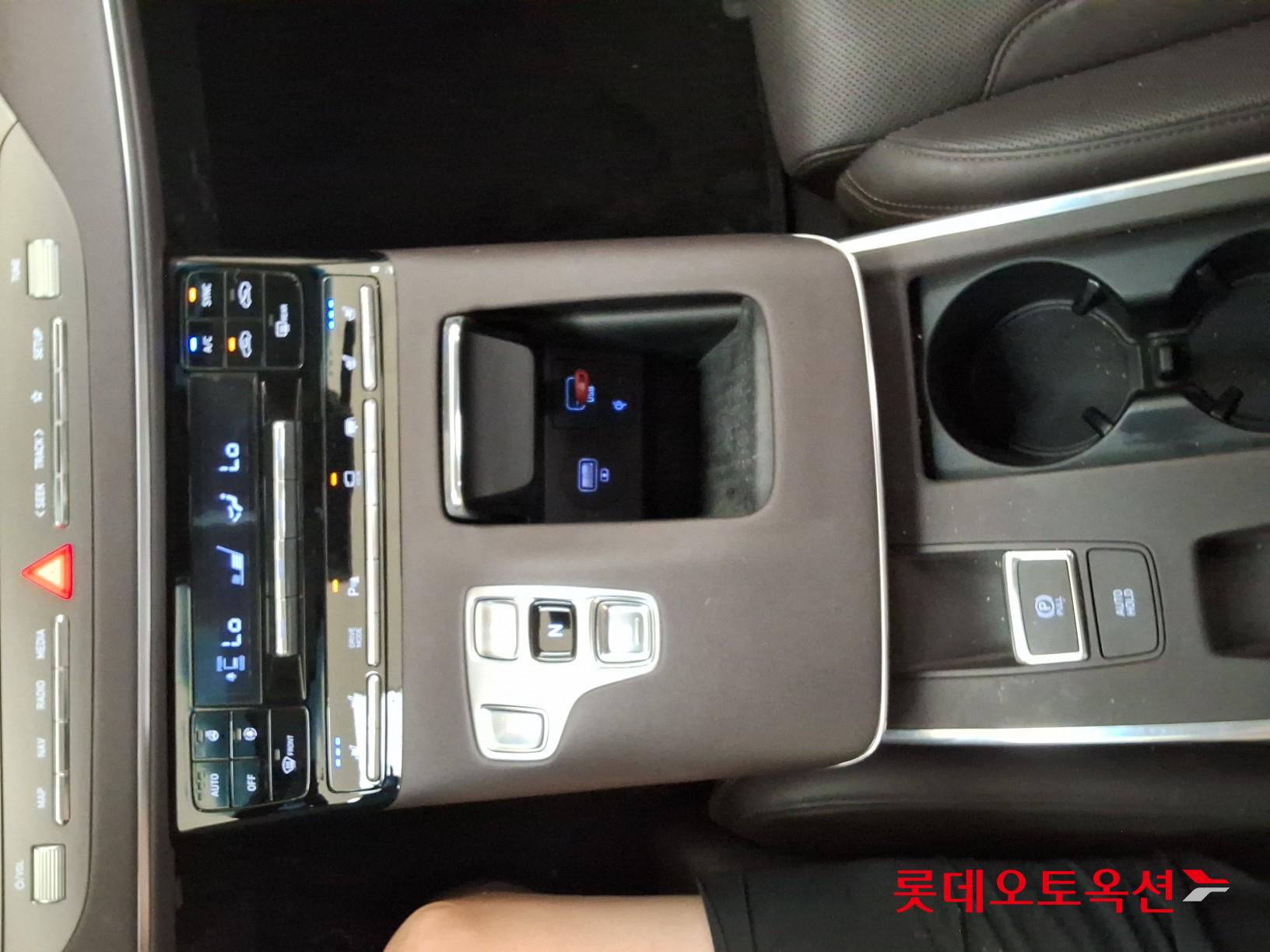 2022 - hyundai grandeur