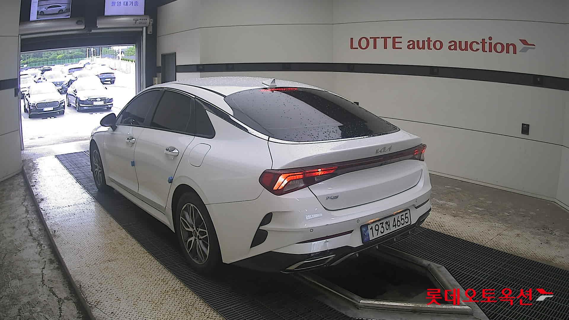 2022 - kia k5