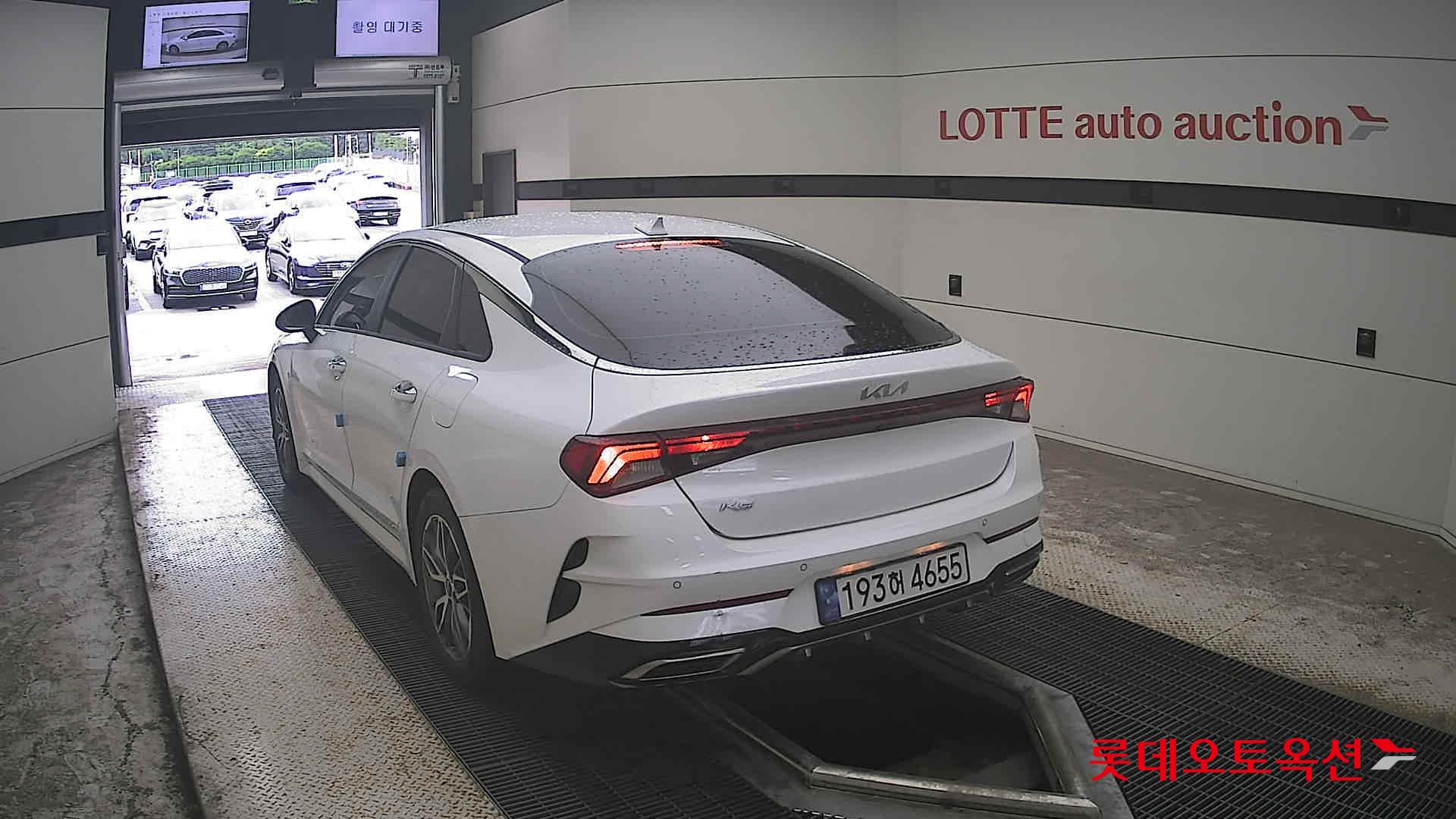 2022 - kia k5