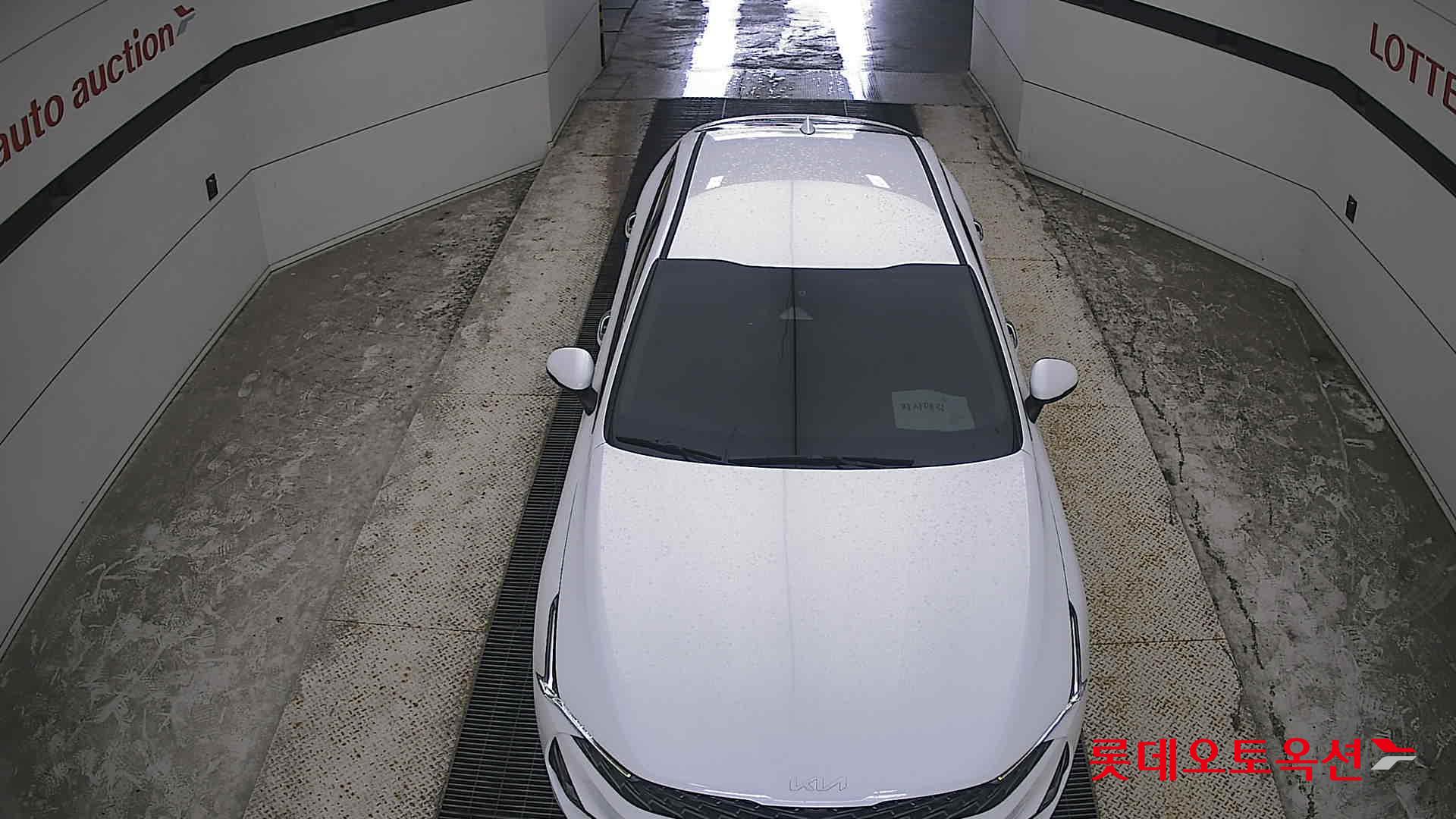 2022 - kia k5