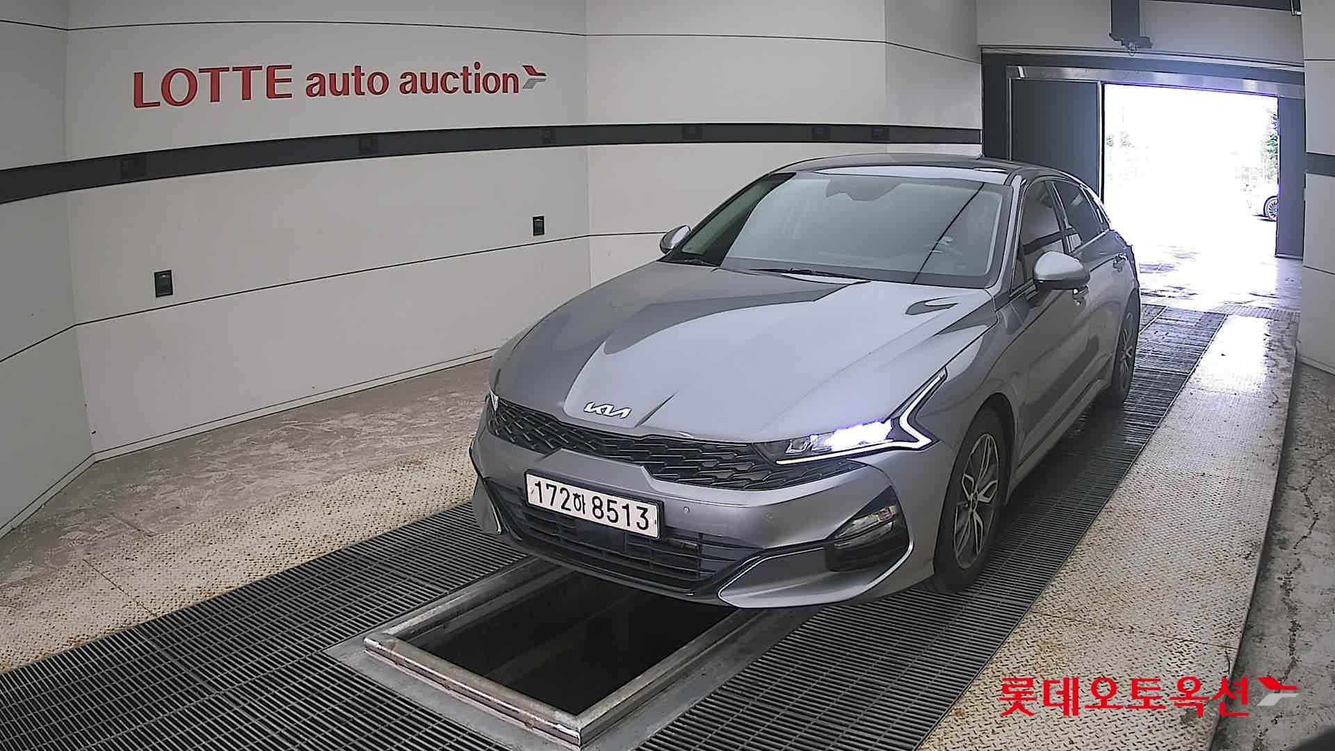 2023 - kia k5