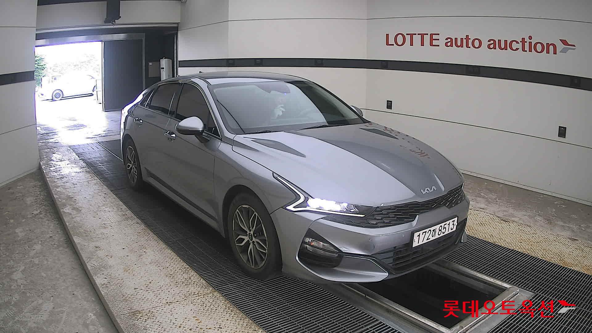 2023 - kia k5