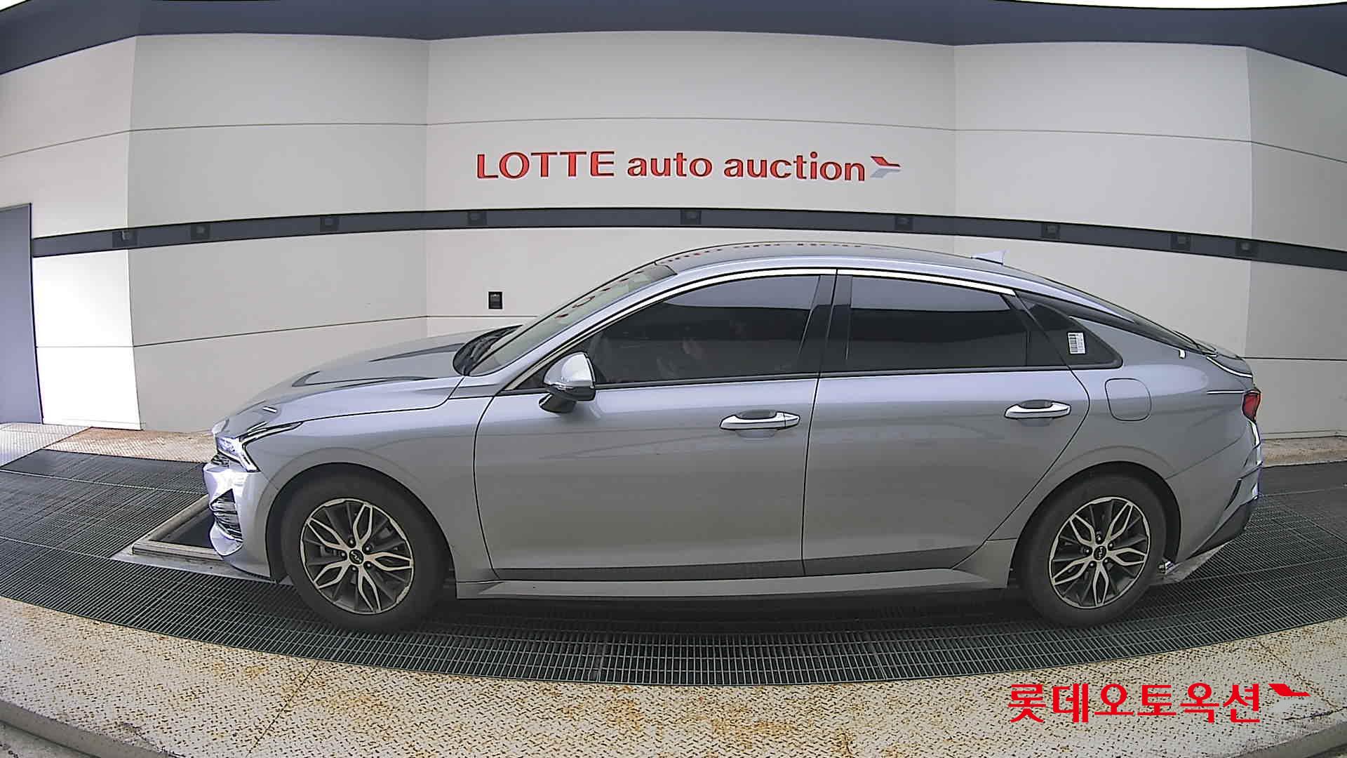 2023 - kia k5