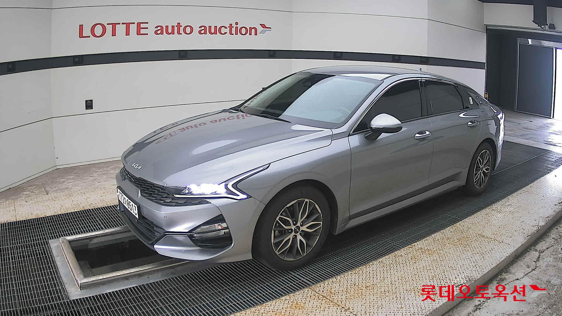 2023 - kia k5