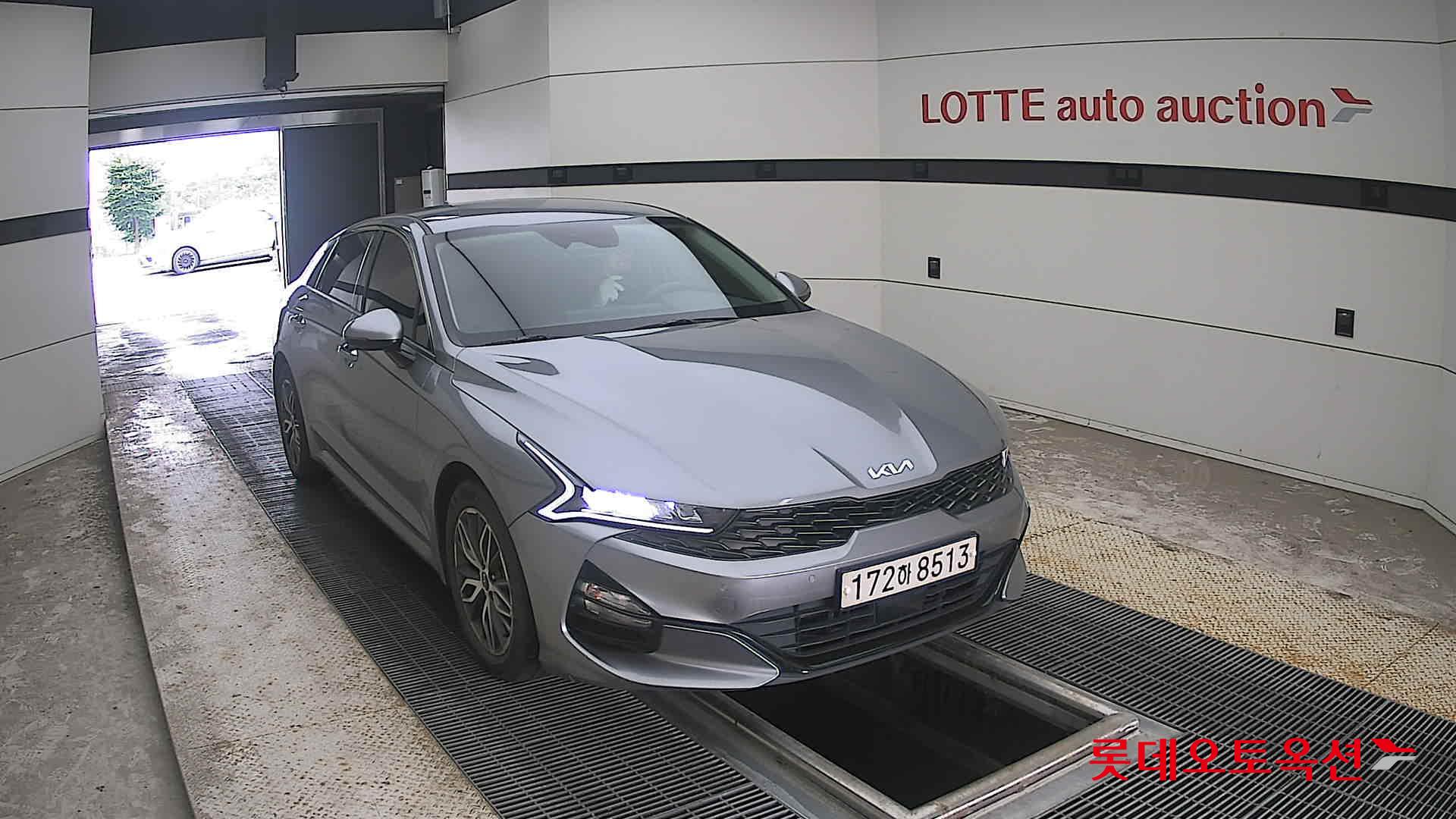 2023 - kia k5