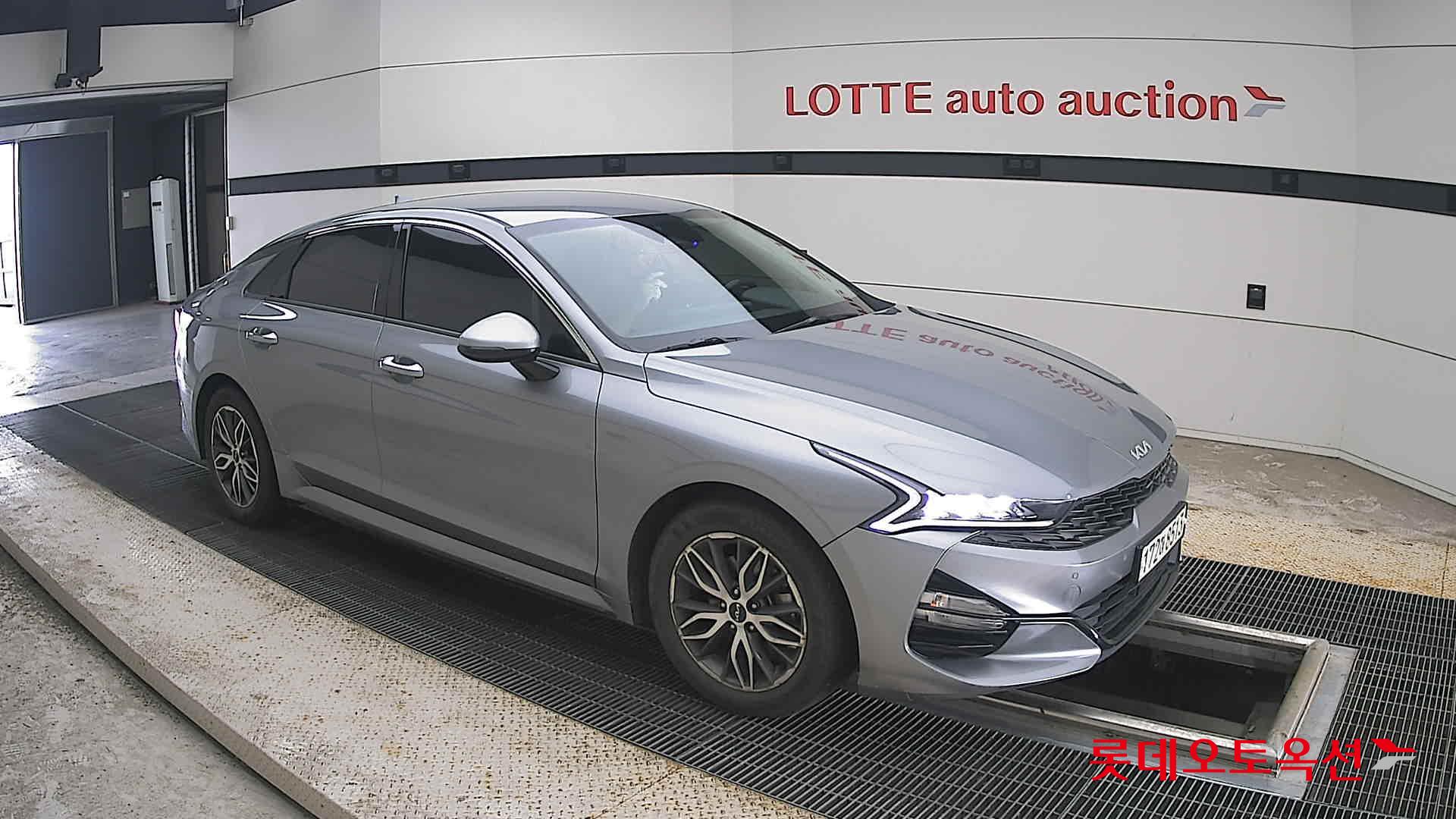 2023 - kia k5