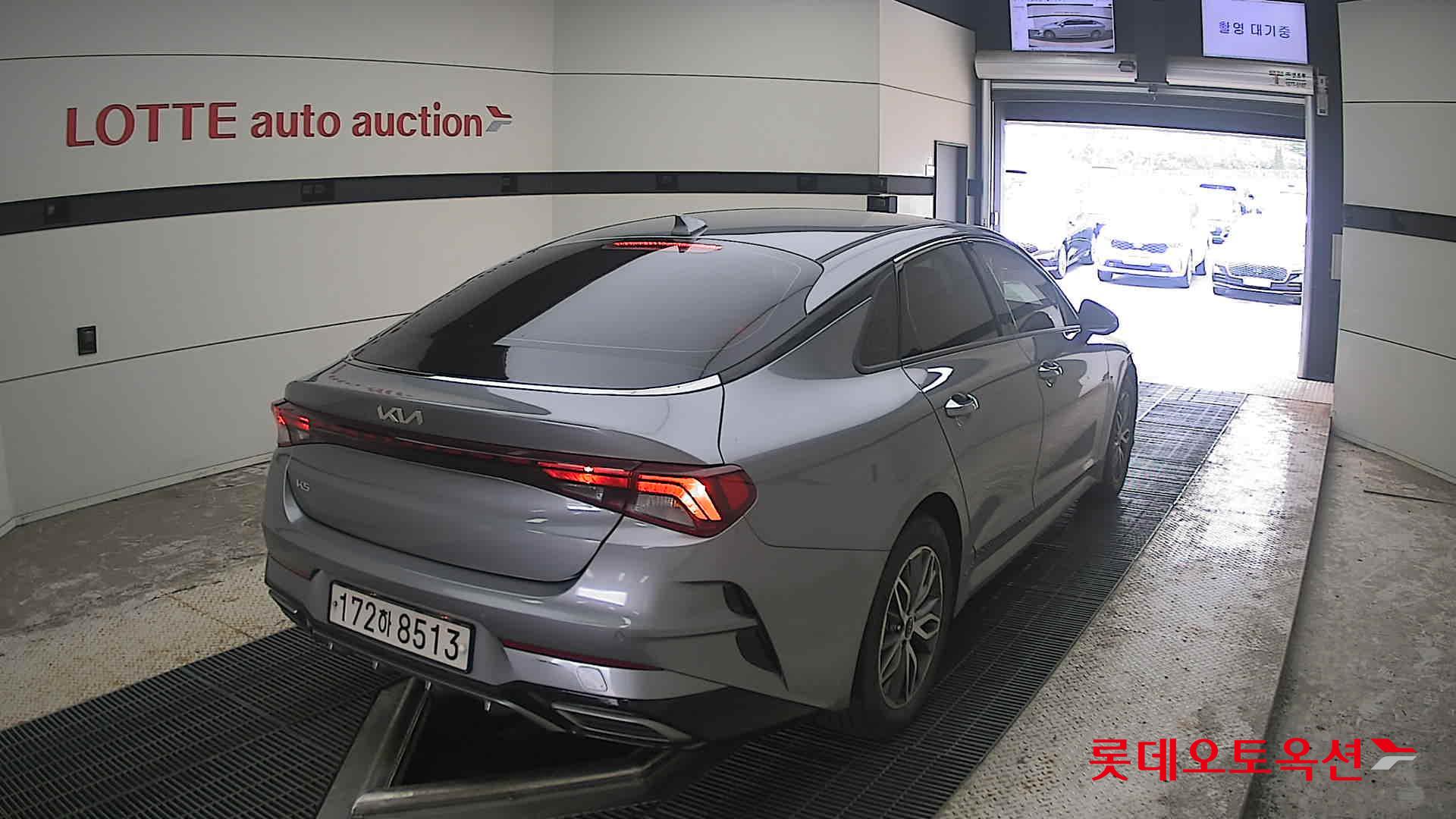 2023 - kia k5