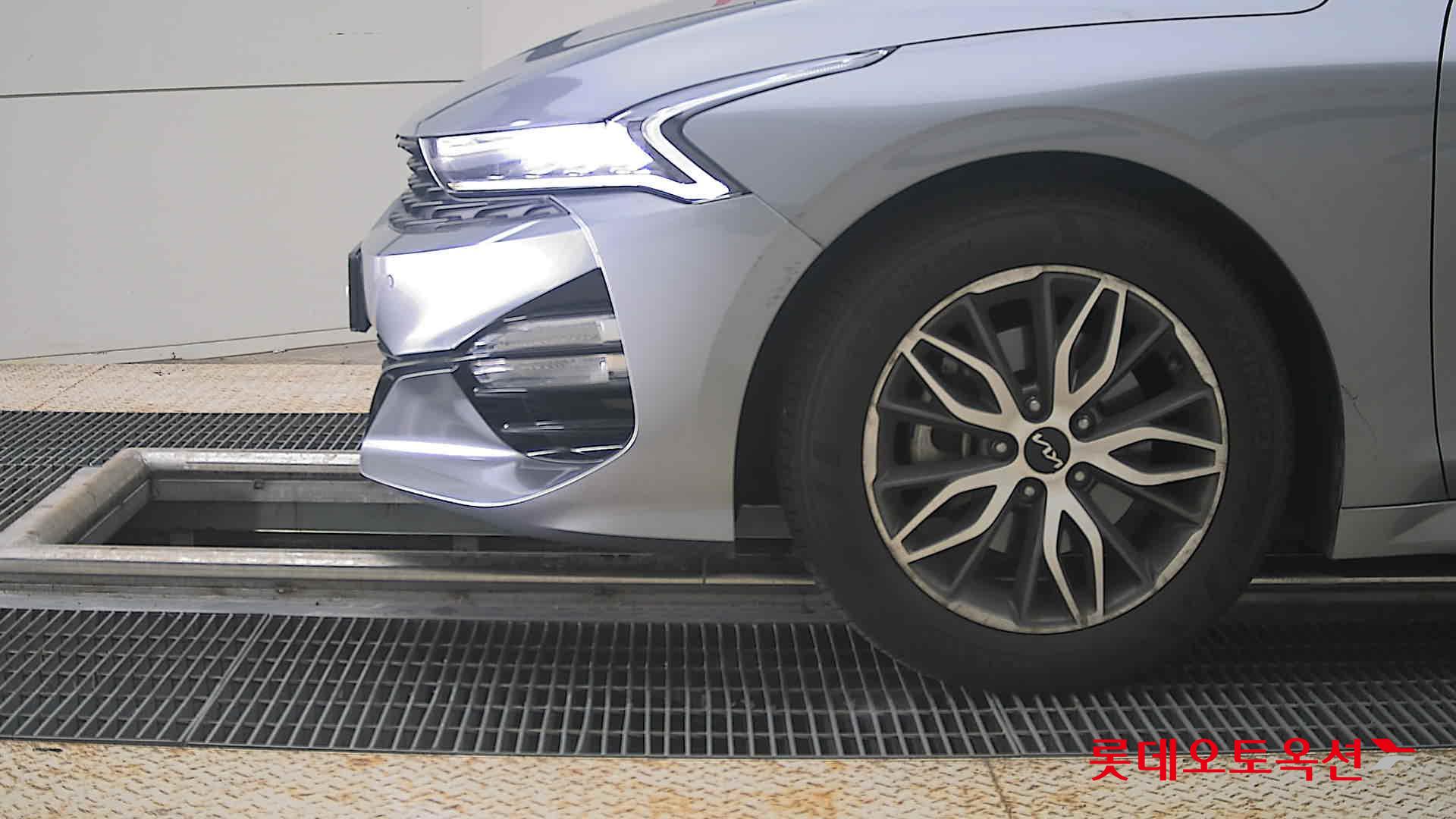 2023 - kia k5