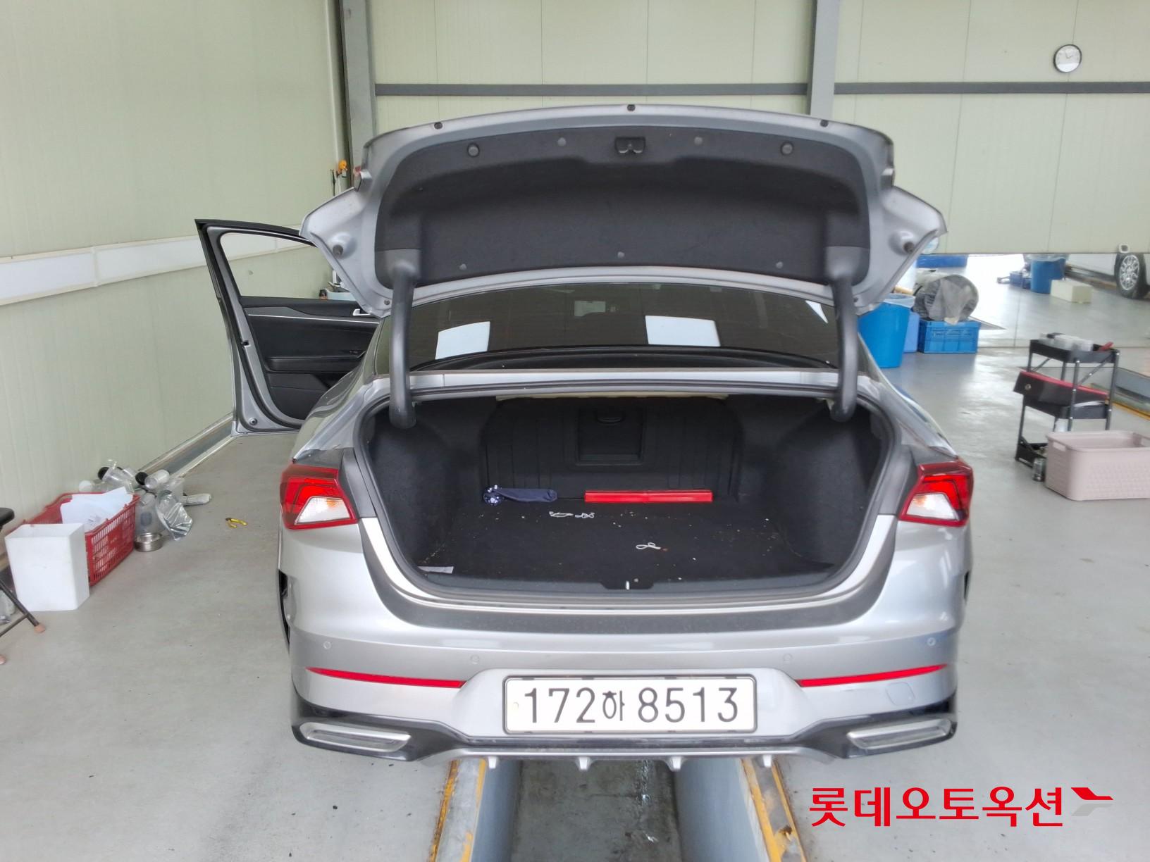 2023 - kia k5