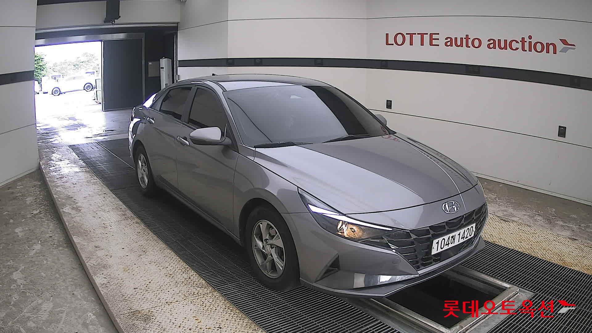 2021 - hyundai avante