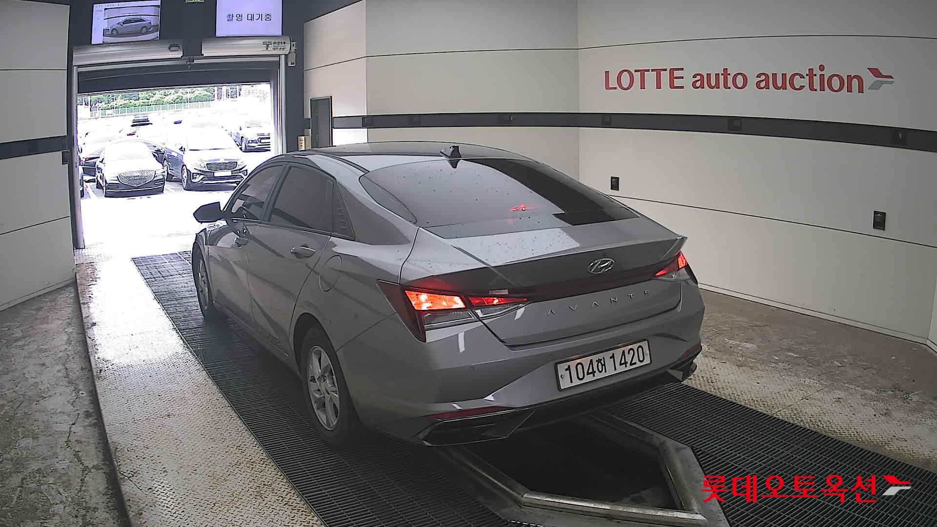 2021 - hyundai avante