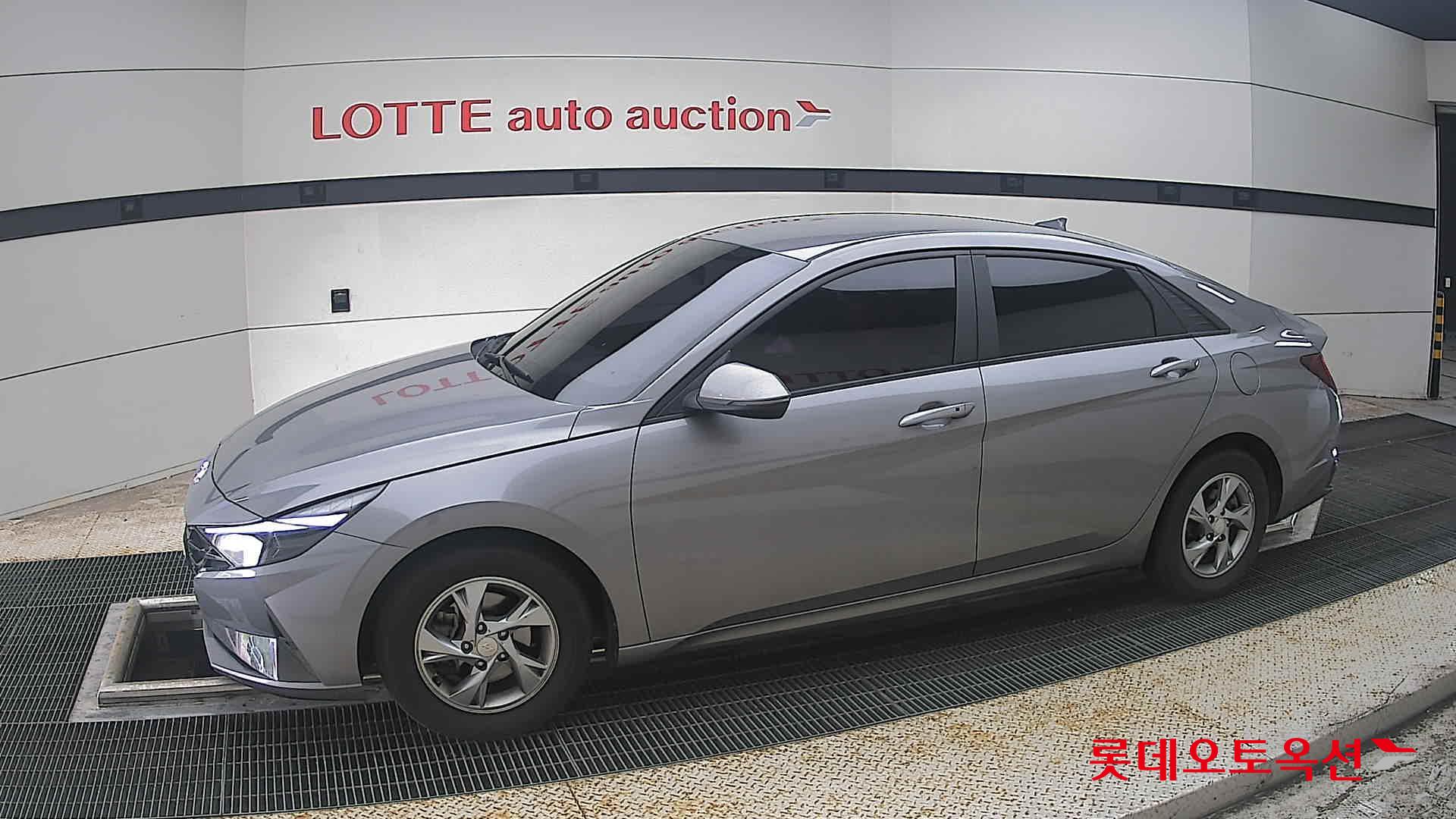 2021 - hyundai avante