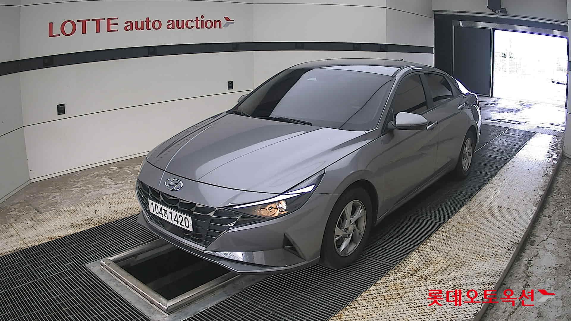 2021 - hyundai avante