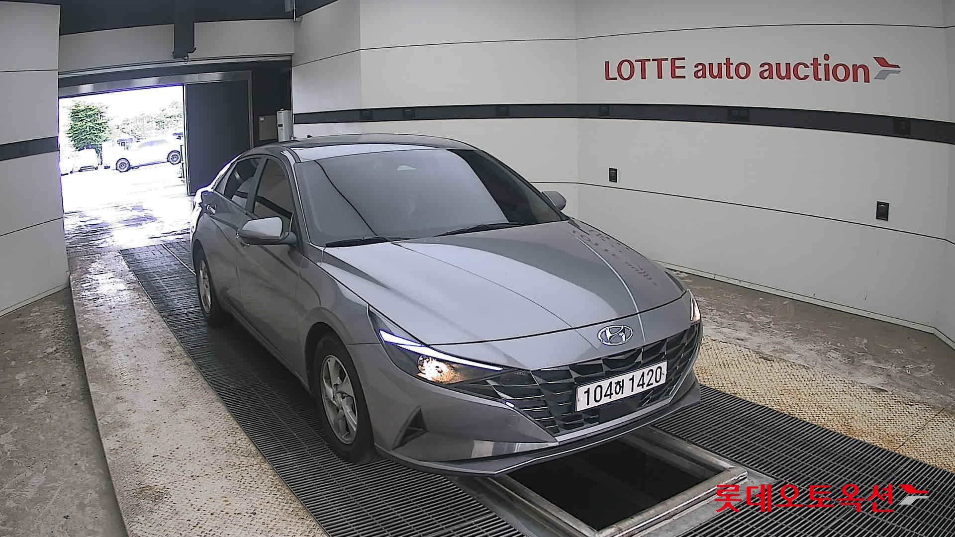 2021 - hyundai avante