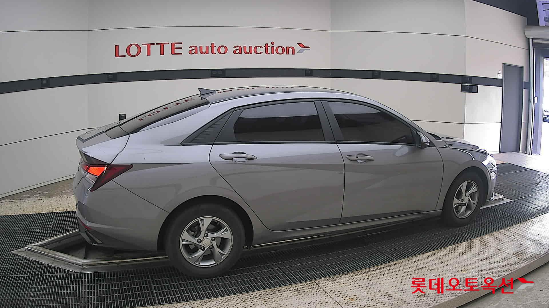 2021 - hyundai avante