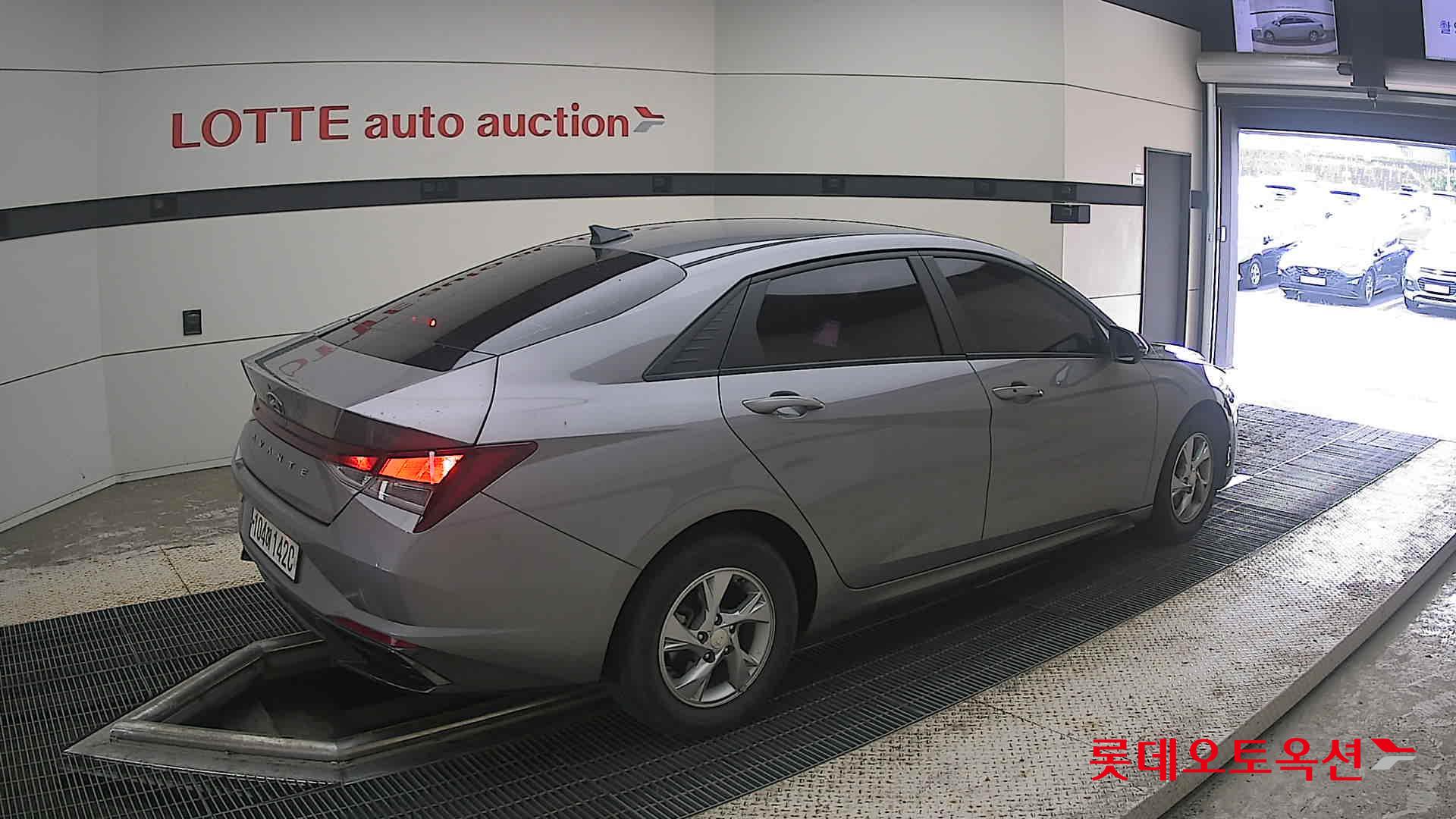 2021 - hyundai avante