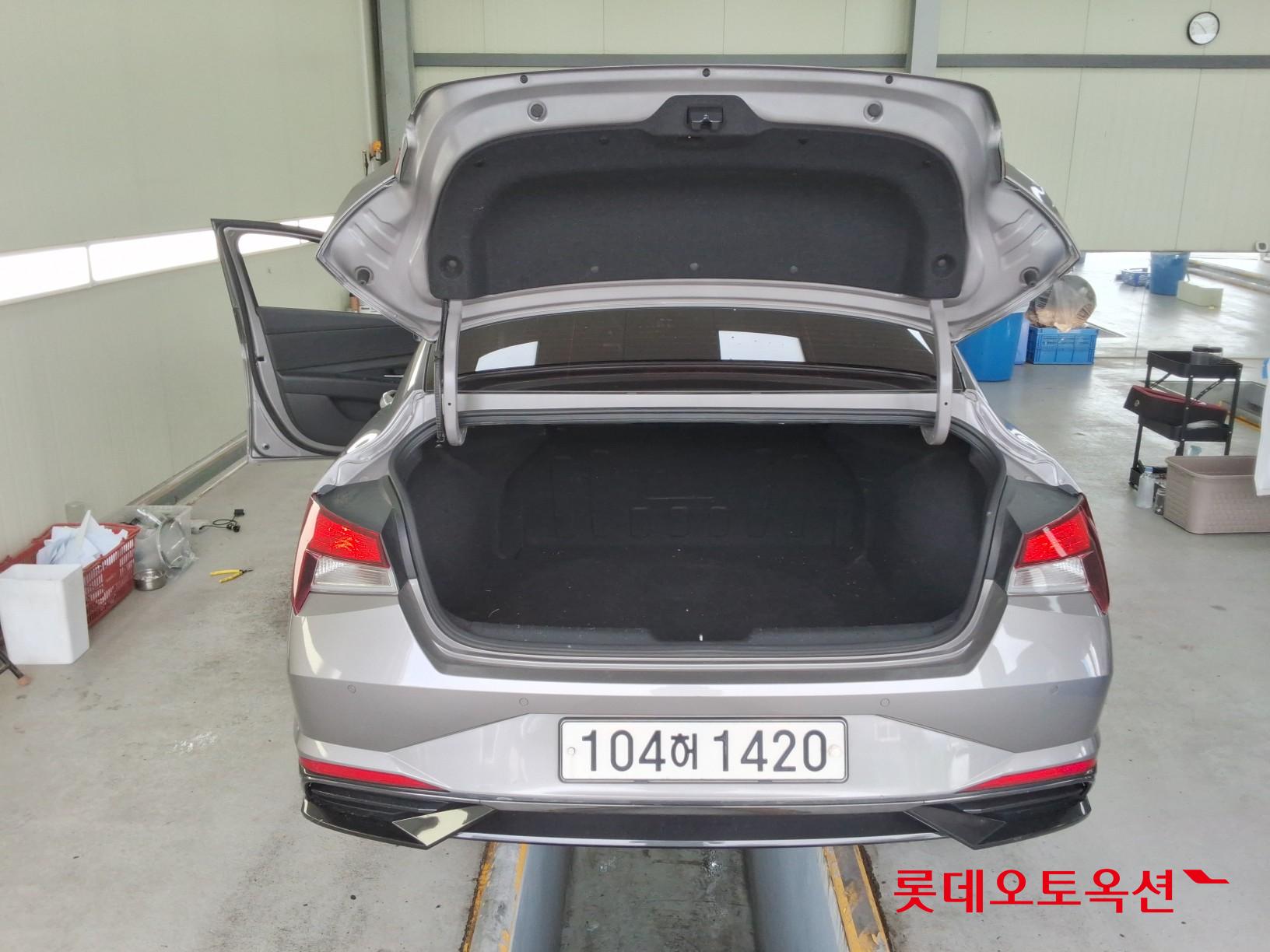 2021 - hyundai avante
