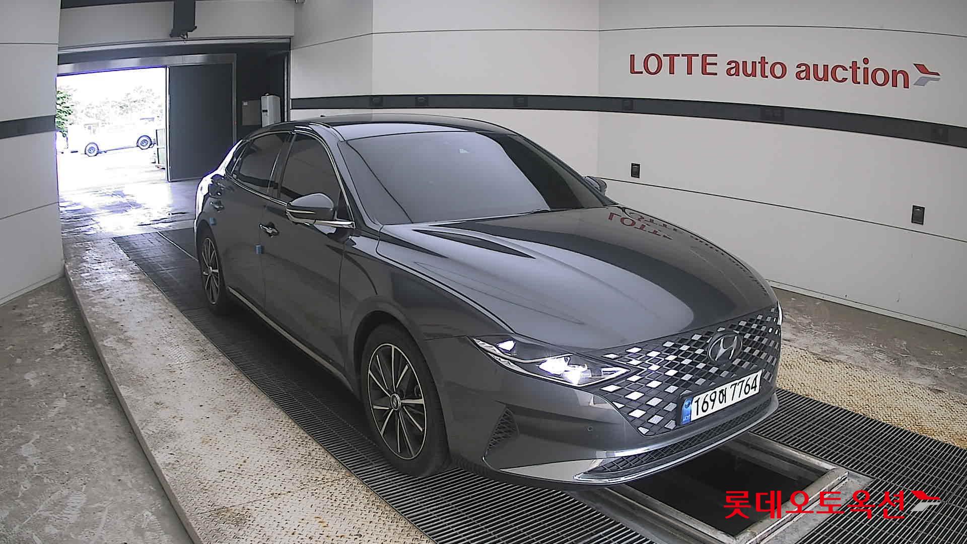 2022 - hyundai grandeur