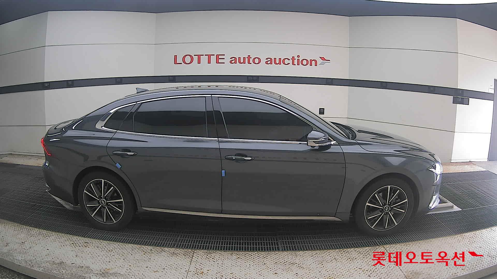 2022 - hyundai grandeur