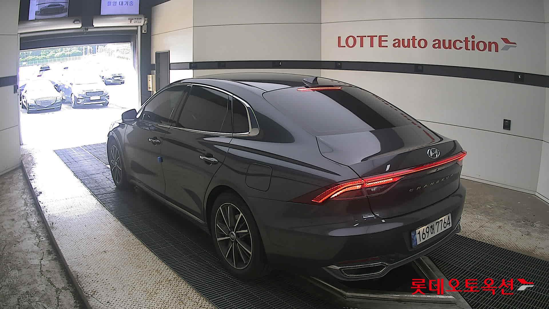 2022 - hyundai grandeur