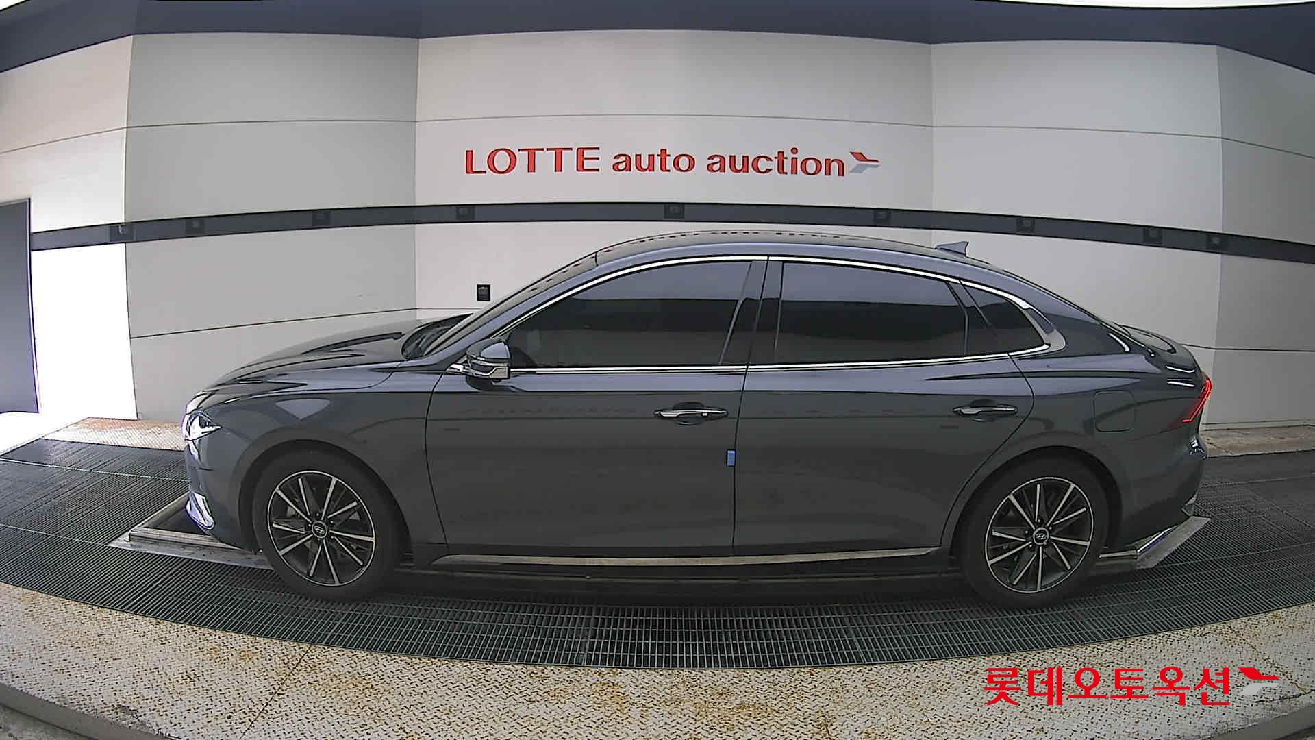 2022 - hyundai grandeur