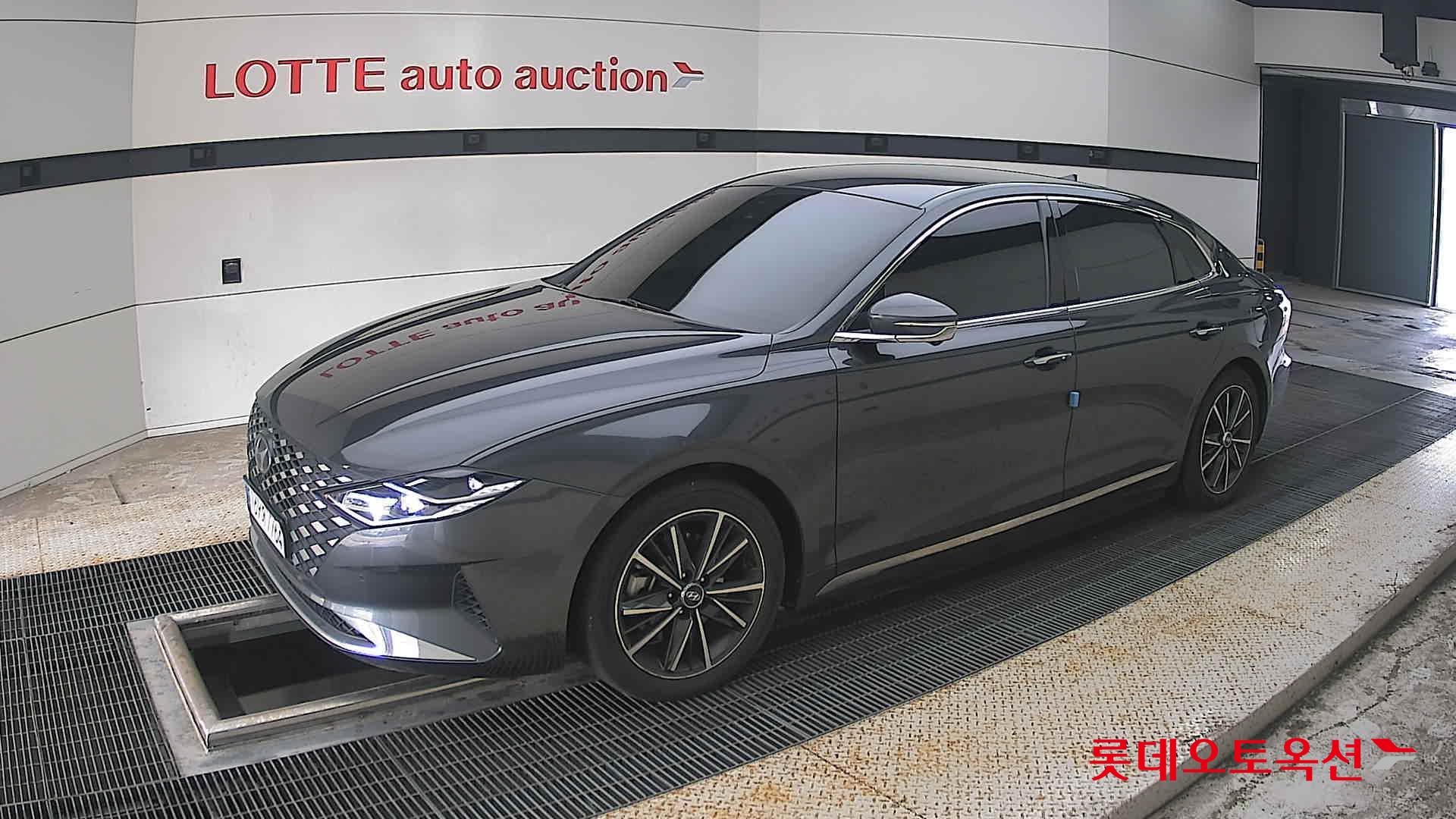 2022 - hyundai grandeur