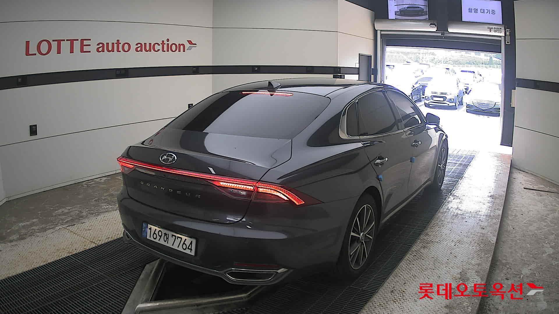 2022 - hyundai grandeur