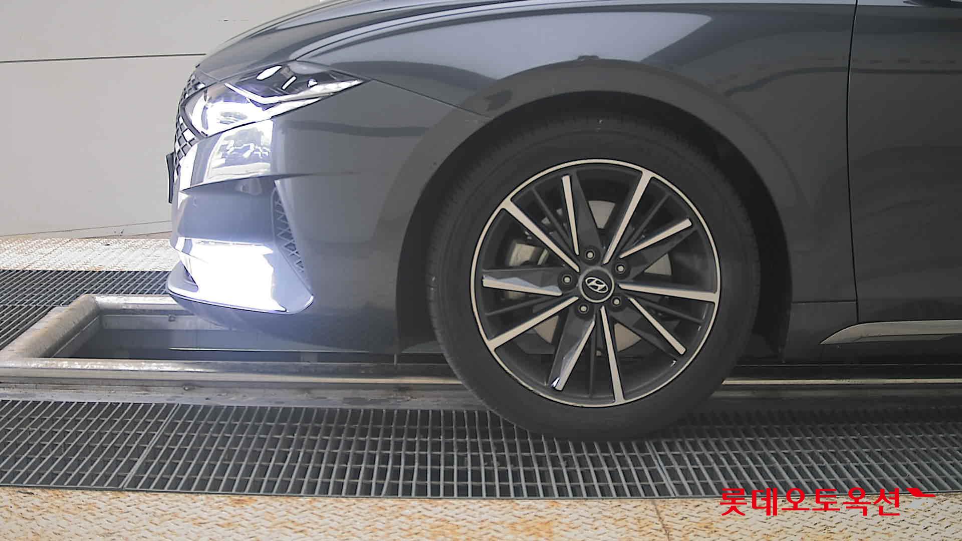2022 - hyundai grandeur