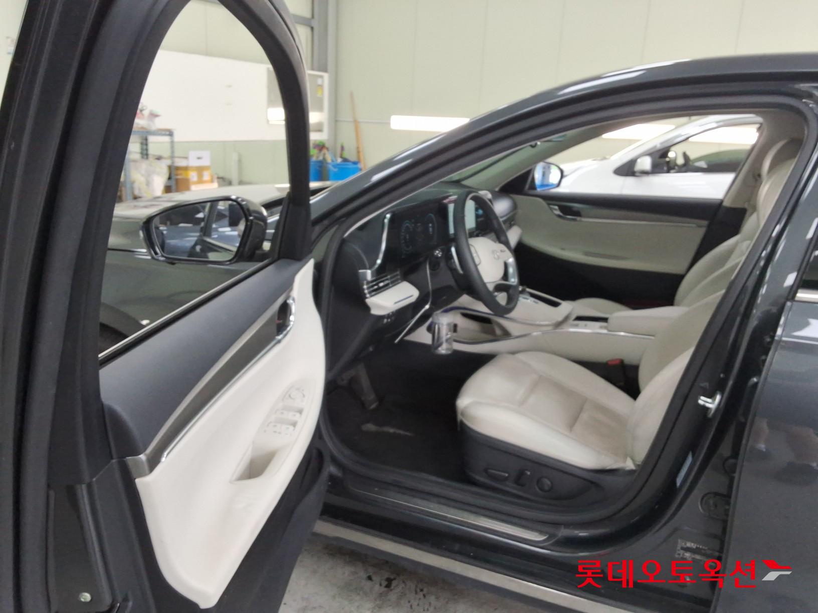 2022 - hyundai grandeur