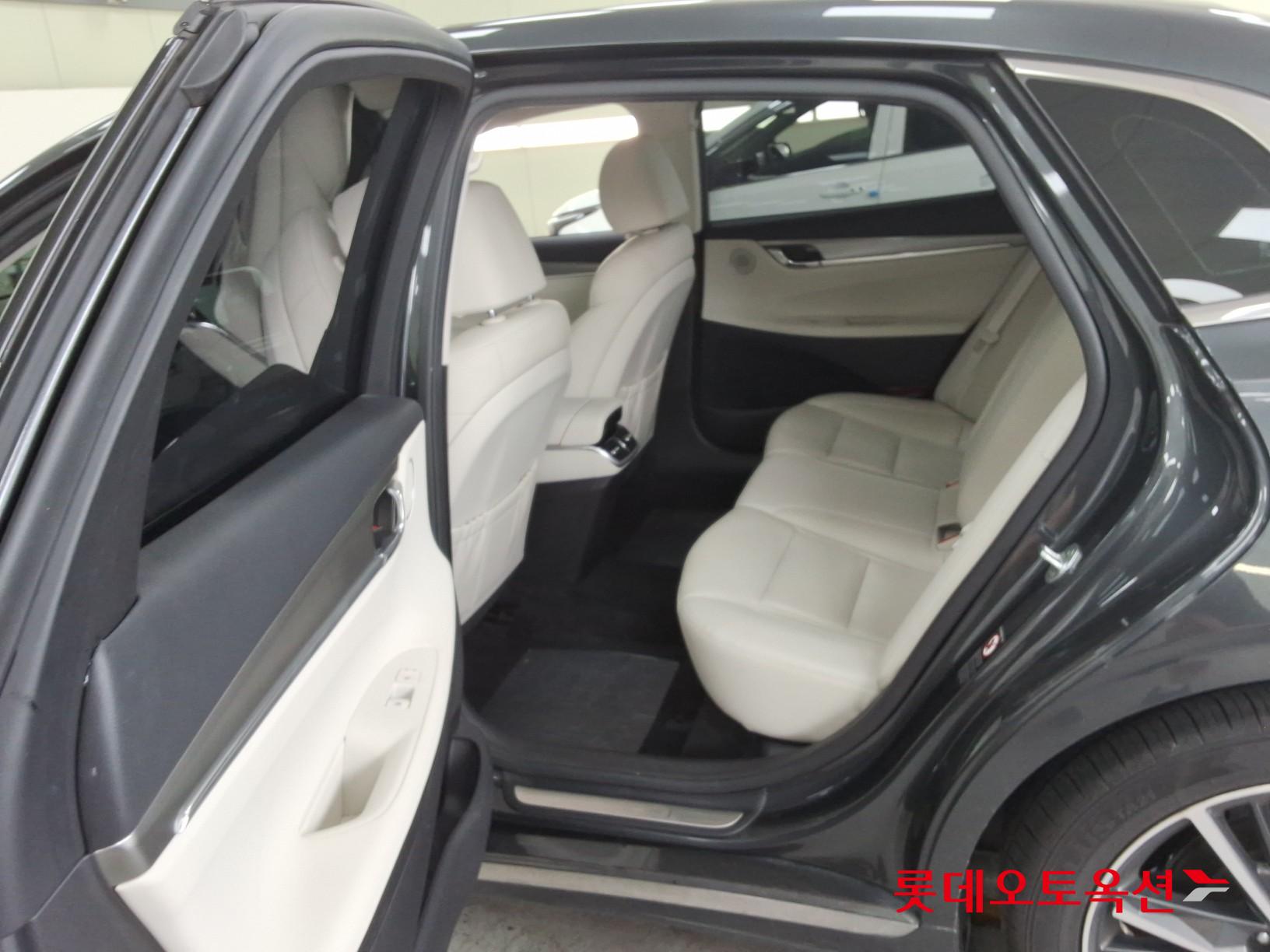 2022 - hyundai grandeur