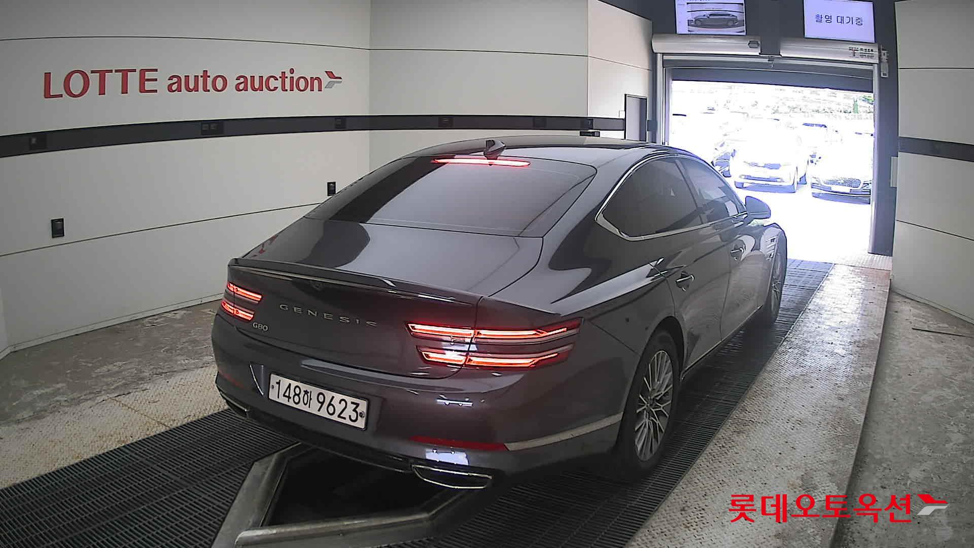 2021 - genesis g80