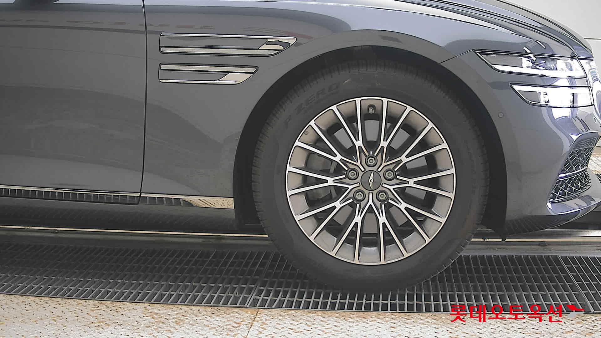 2021 - genesis g80
