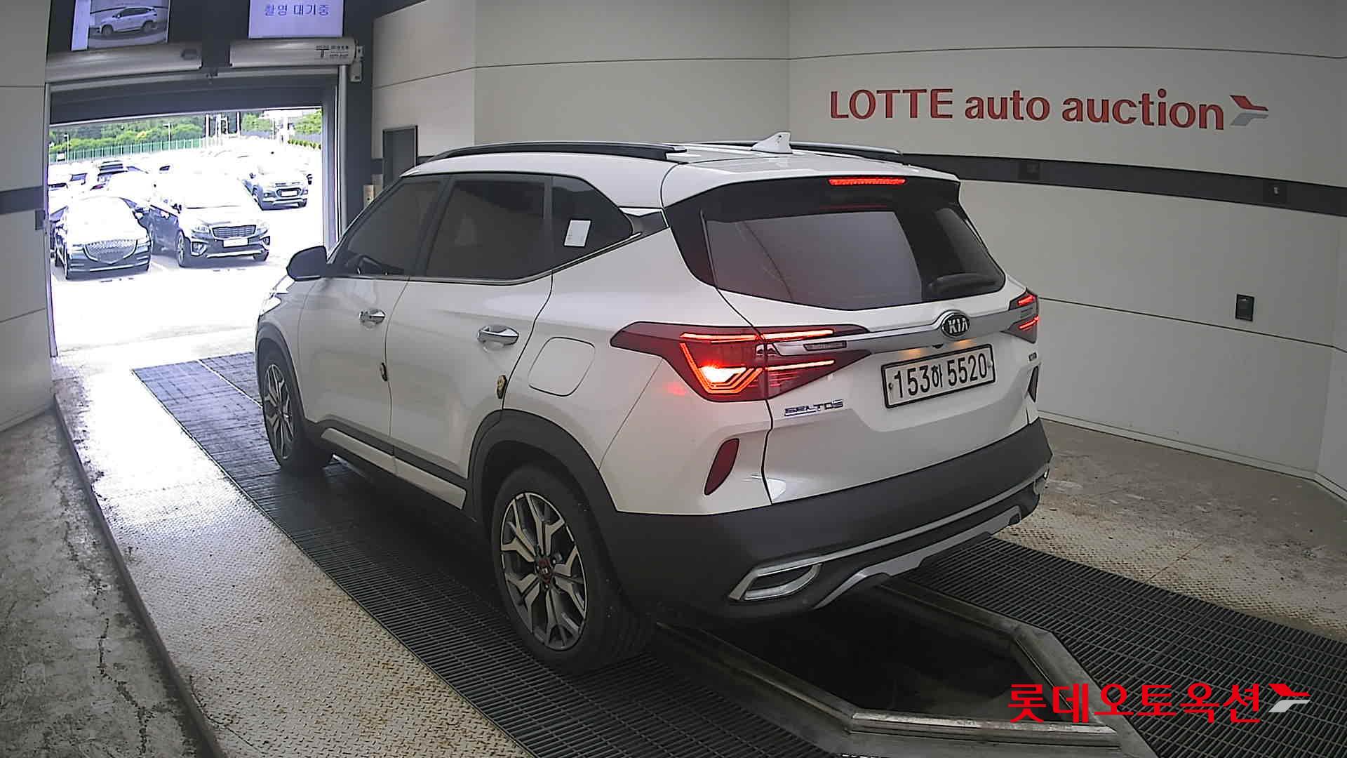 2022 - kia seltos