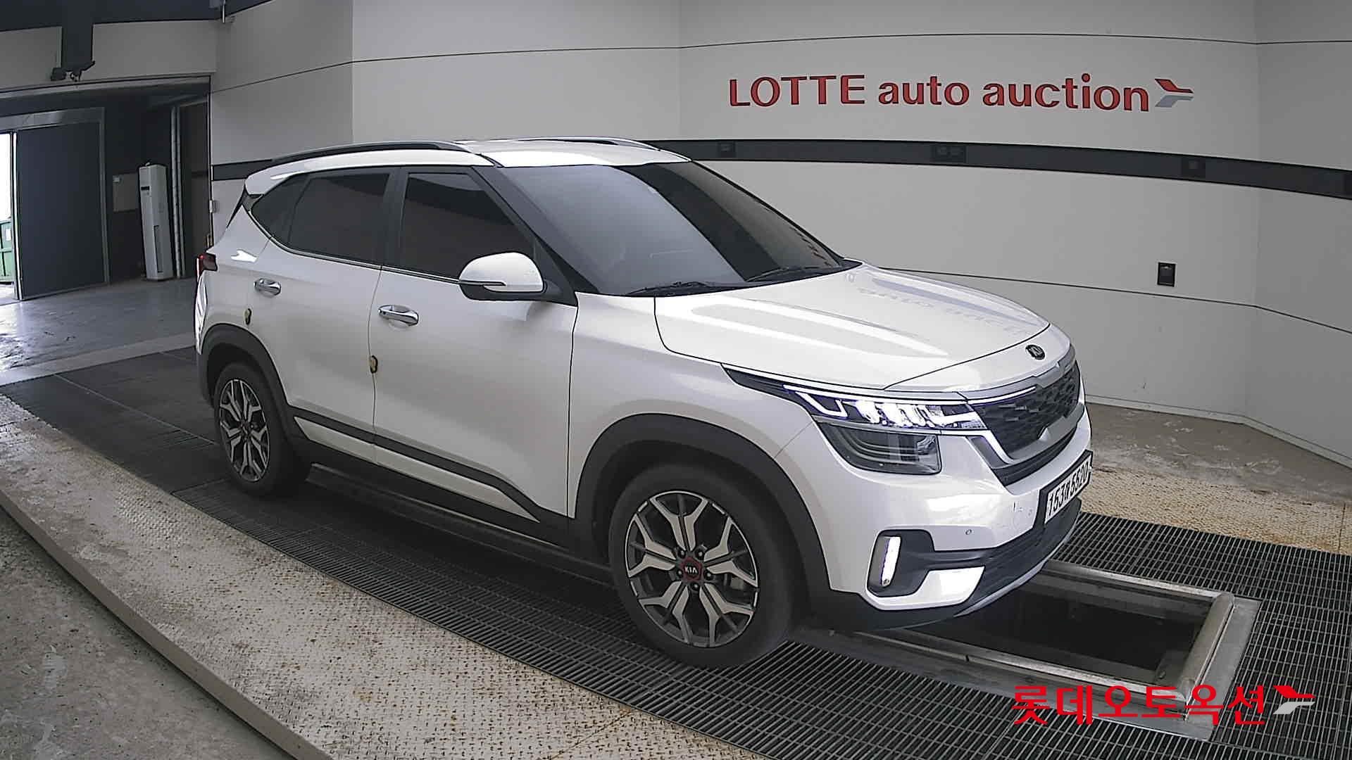 2022 - kia seltos