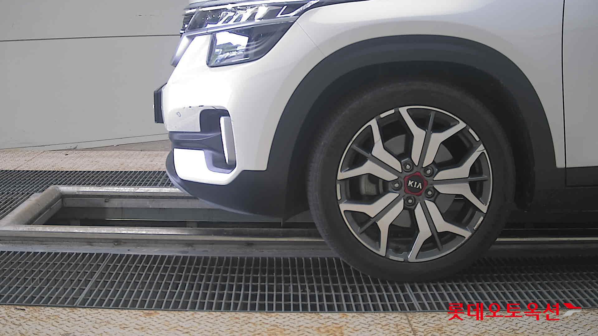 2022 - kia seltos