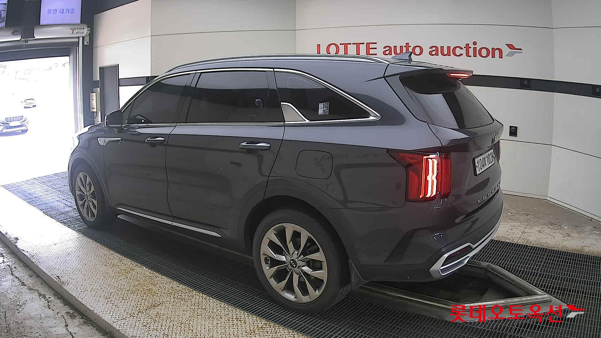 2021 - kia sorento