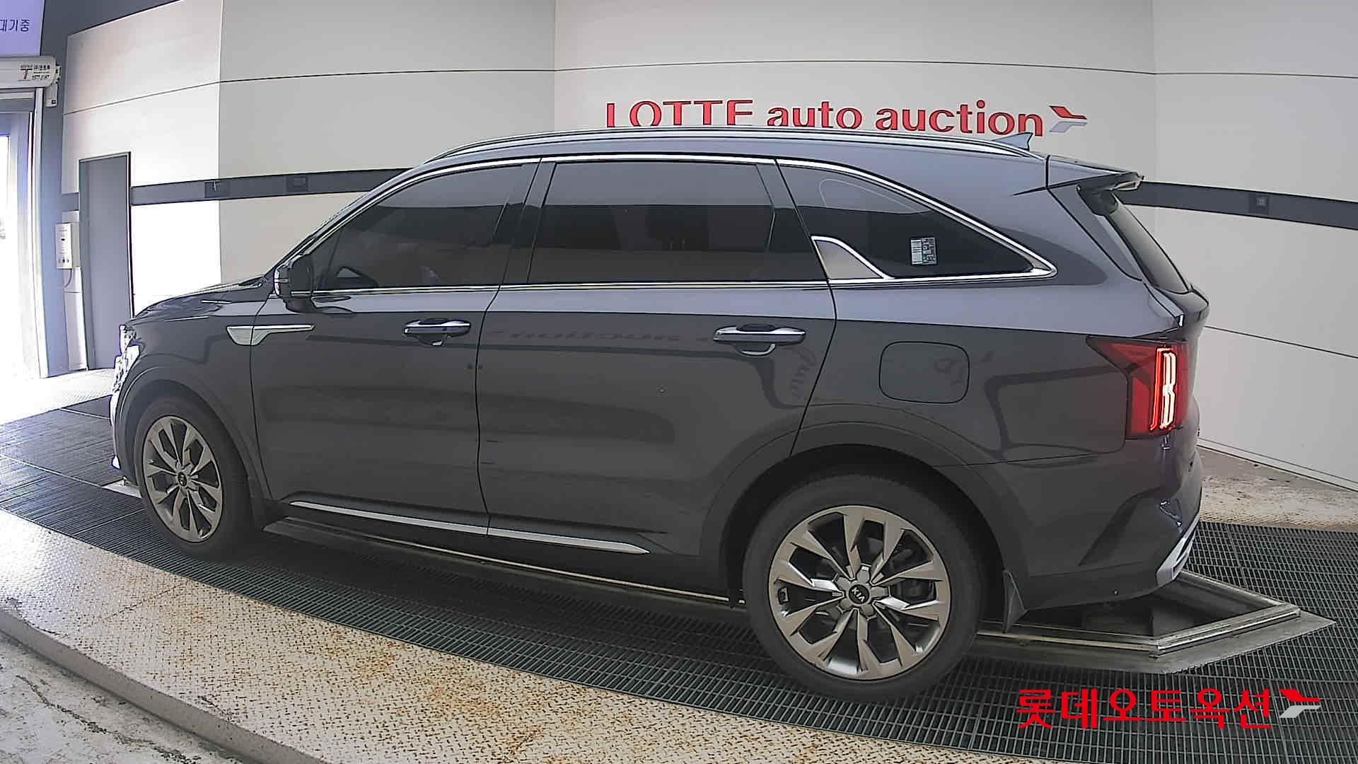 2021 - kia sorento