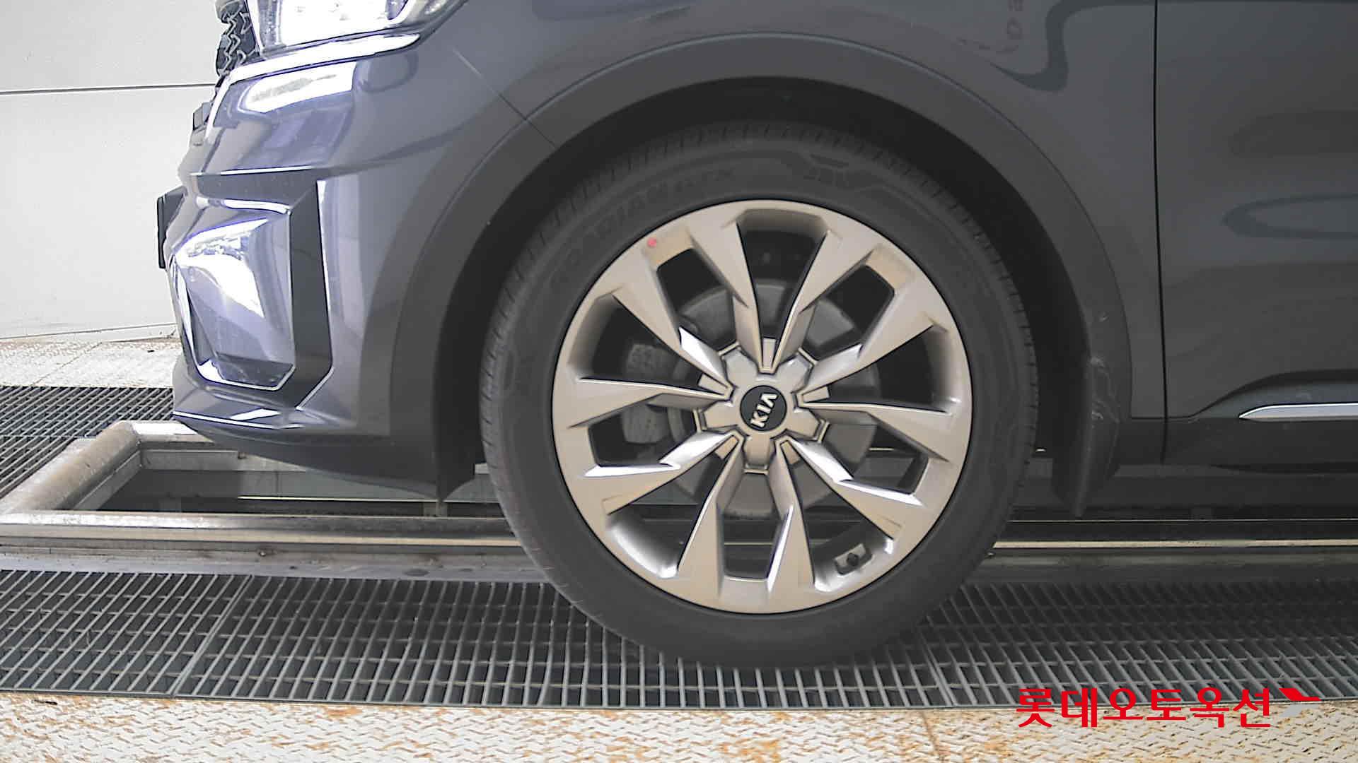 2021 - kia sorento