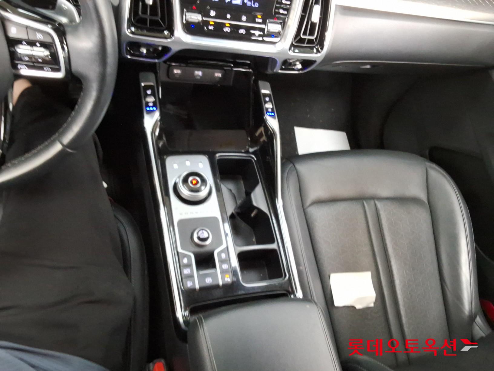 2021 - kia sorento