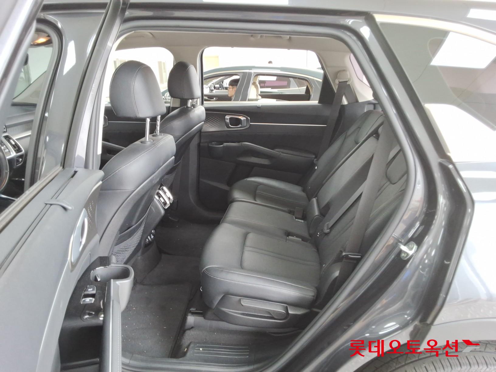 2021 - kia sorento