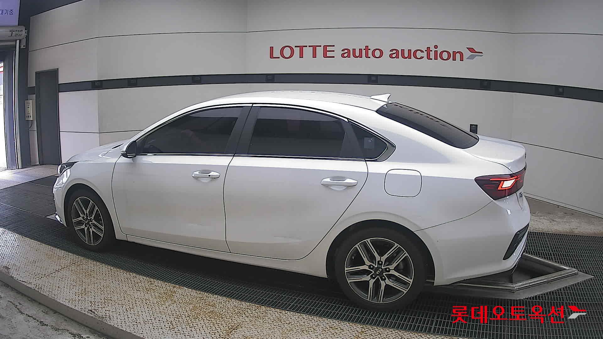 2020 - kia k3