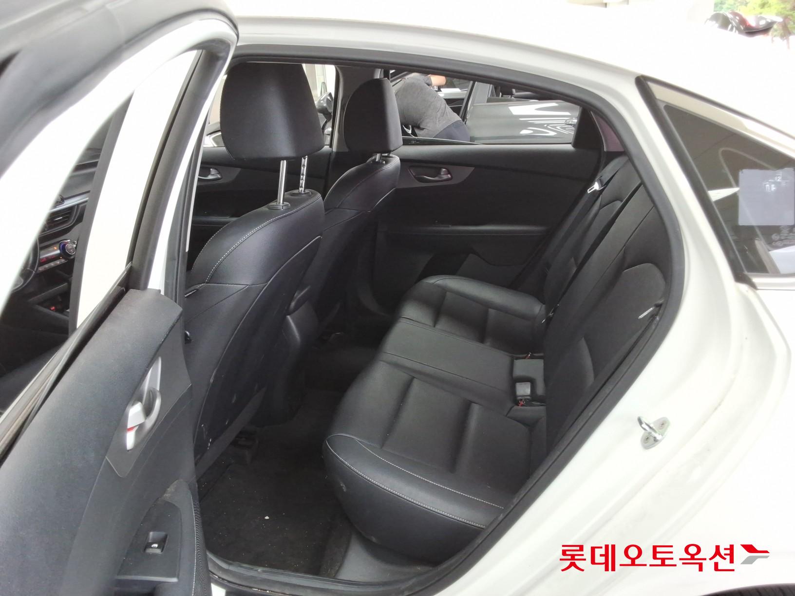 2020 - kia k3