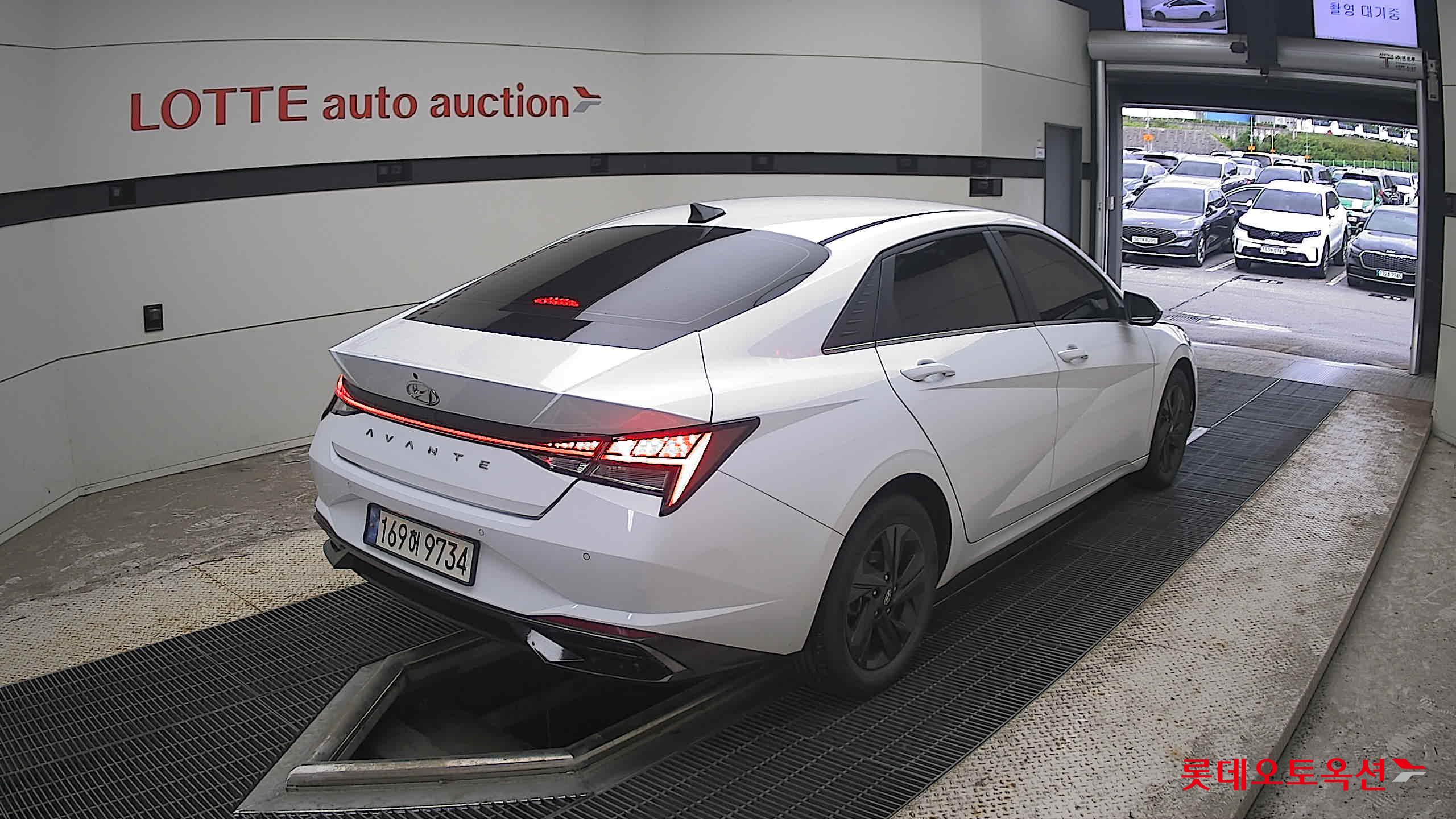 2023 - hyundai avante