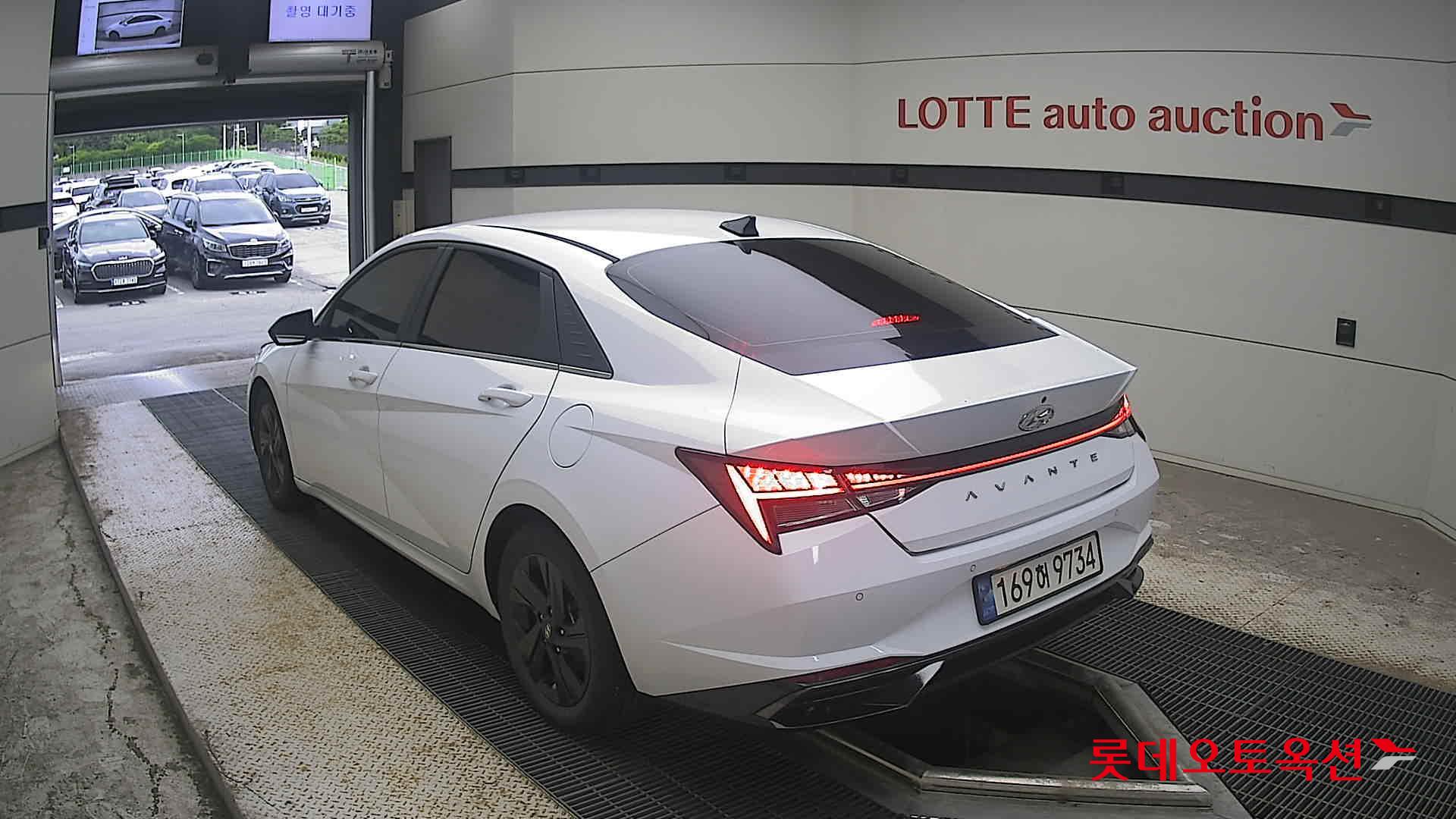2023 - hyundai avante